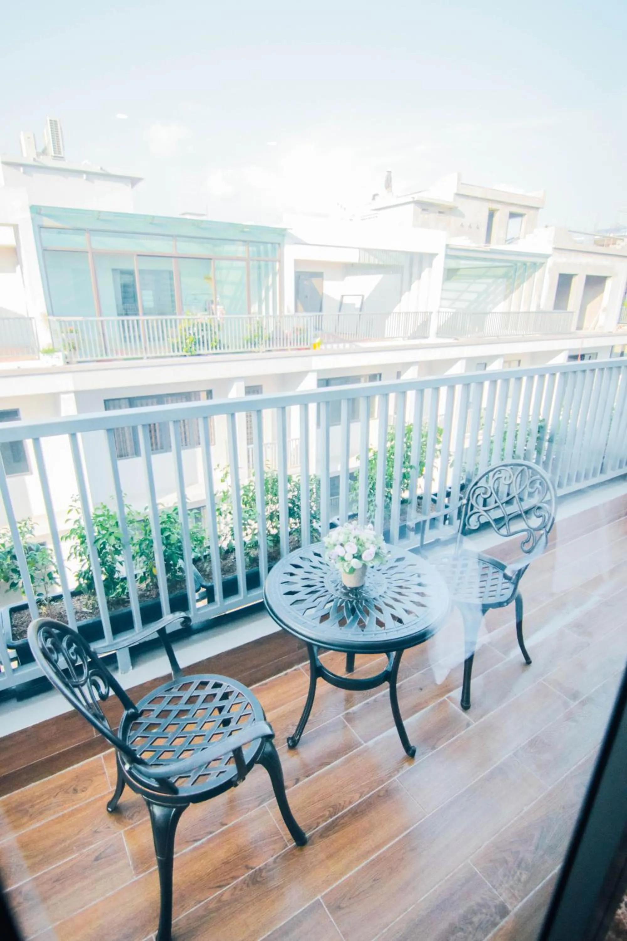 Balcony/Terrace in Topone Halong Hotel