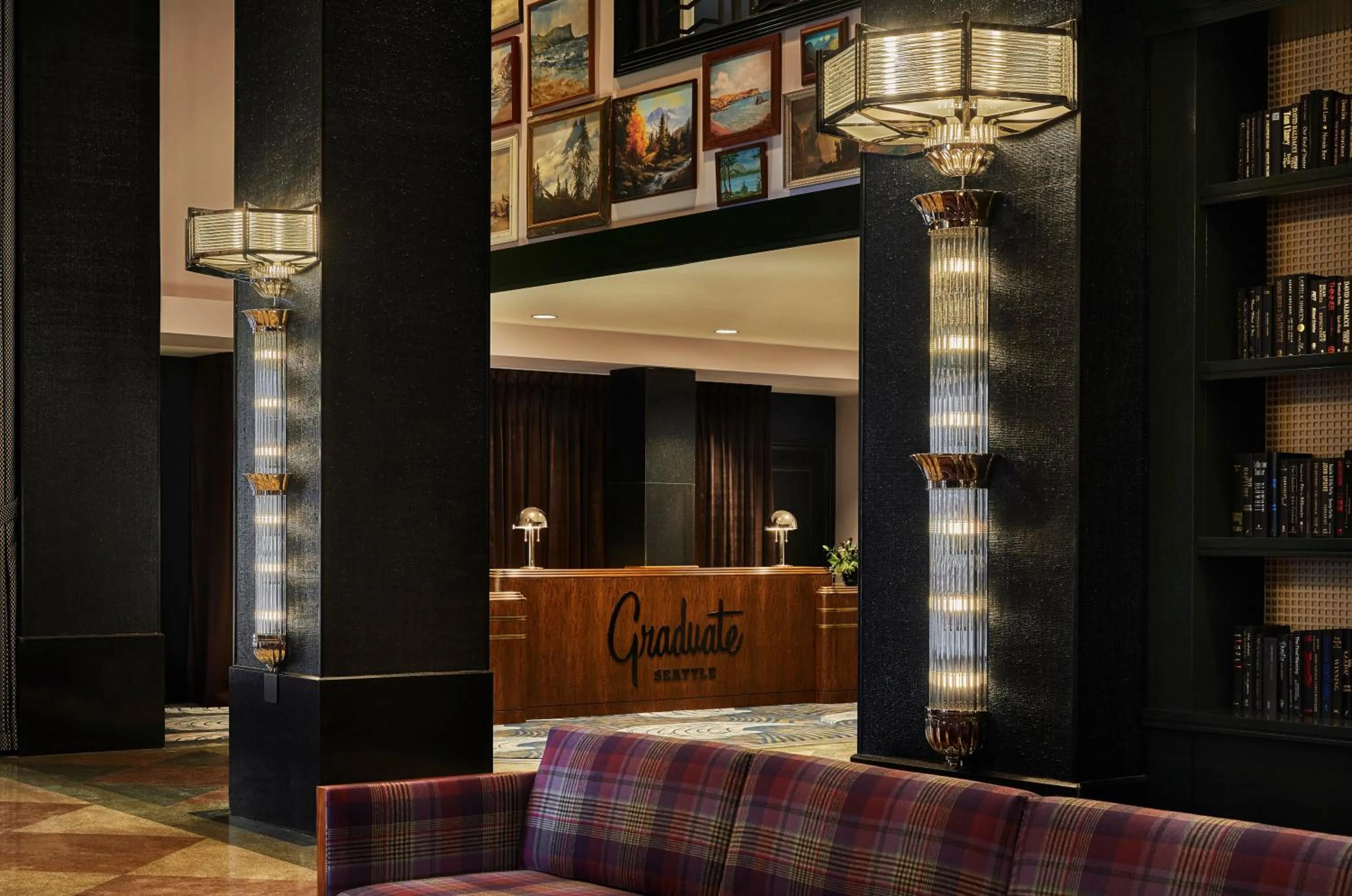 Lobby or reception in Graduate Seattle