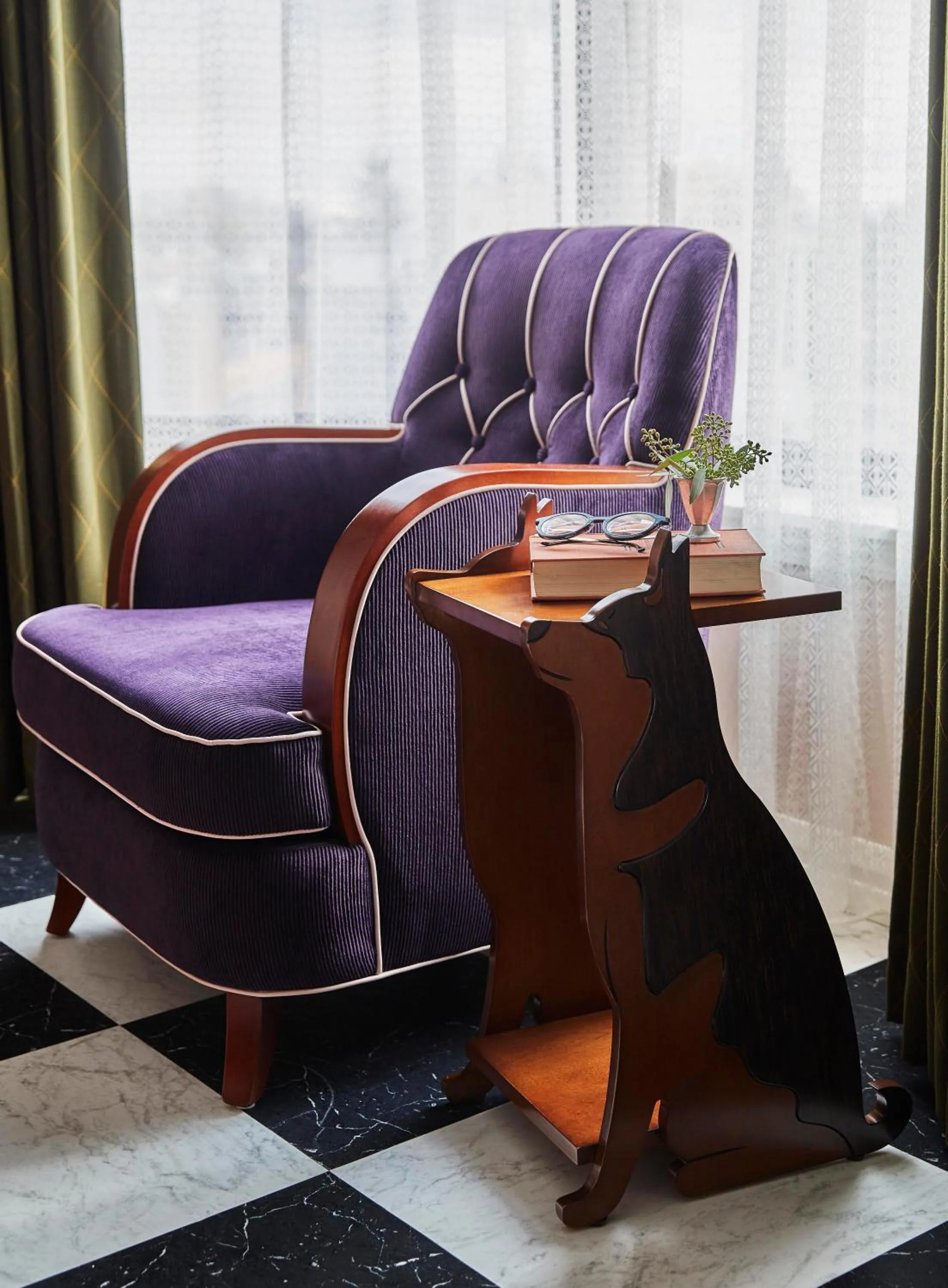 Decorative detail in Graduate Seattle