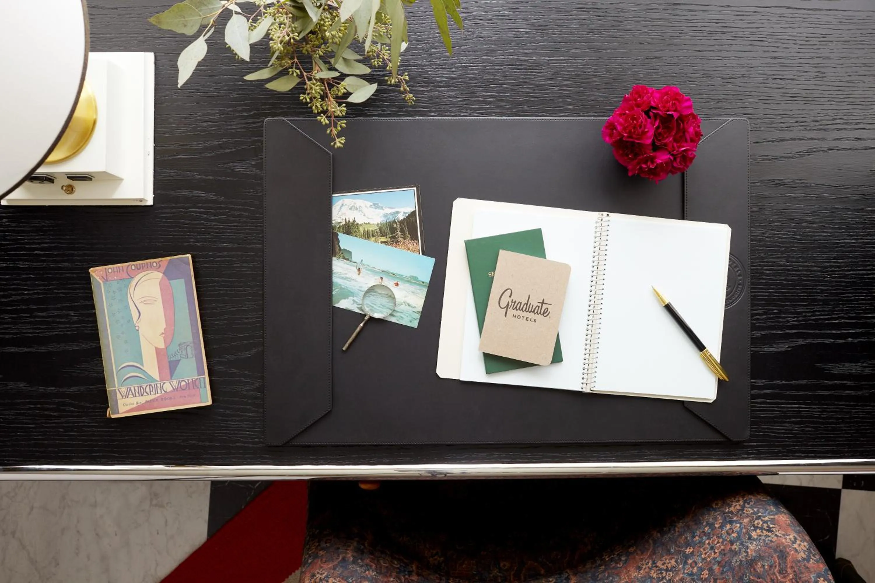 Bedroom in Graduate Seattle