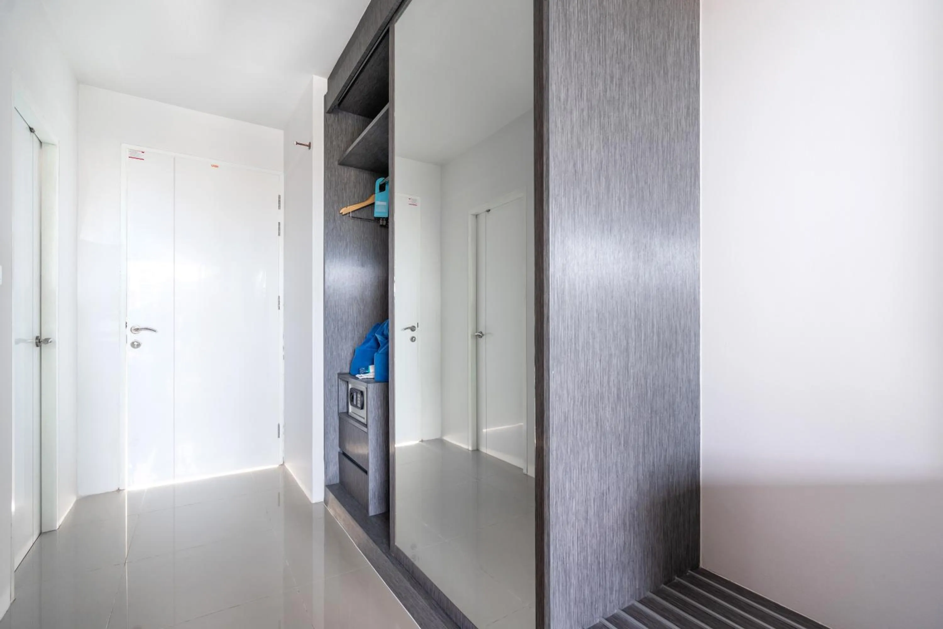 Bedroom in The Thames Pool Access Resort & Villa - SHA Extra Plus