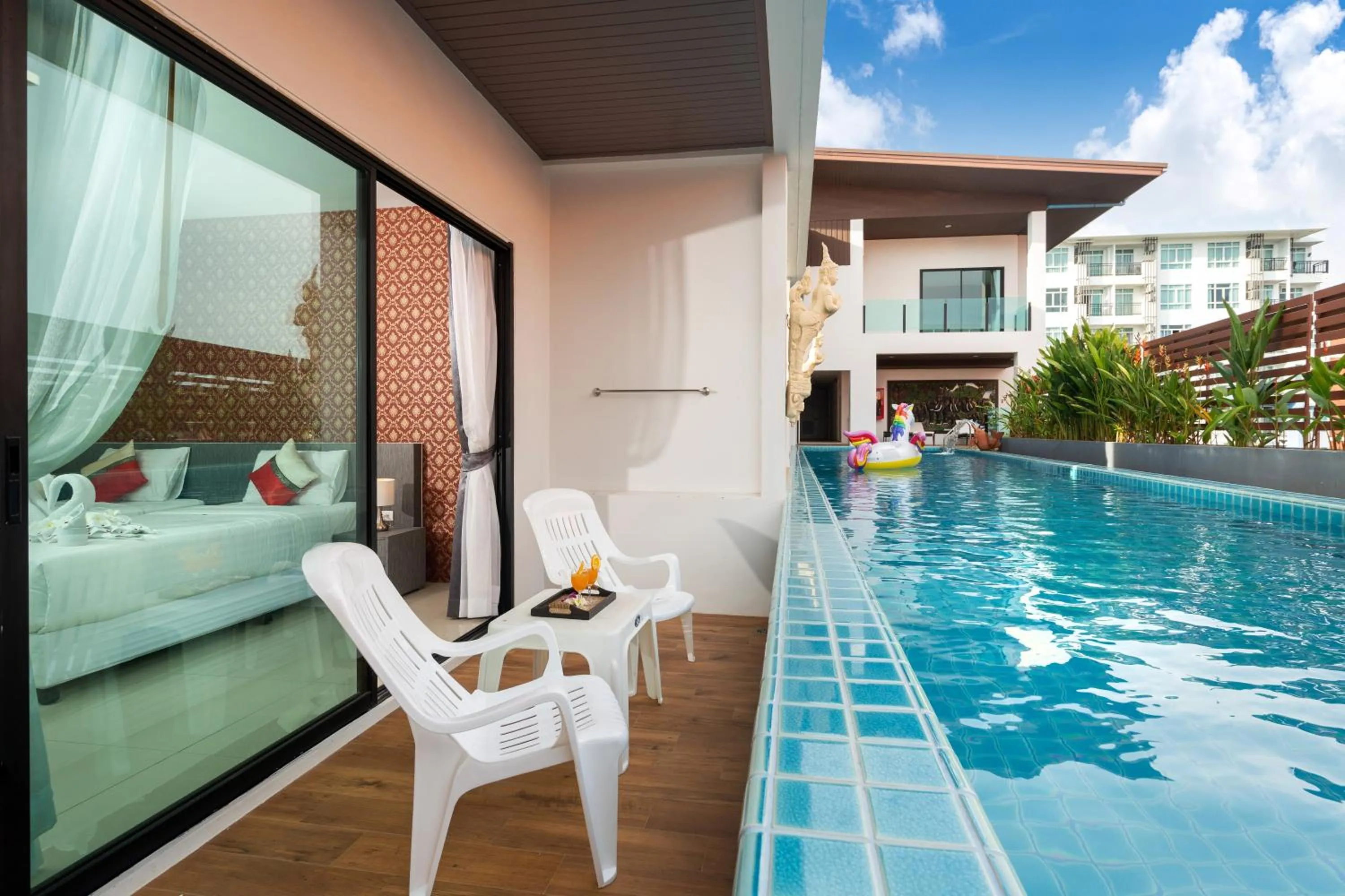 Swimming pool in The Thames Pool Access Resort & Villa - SHA Extra Plus