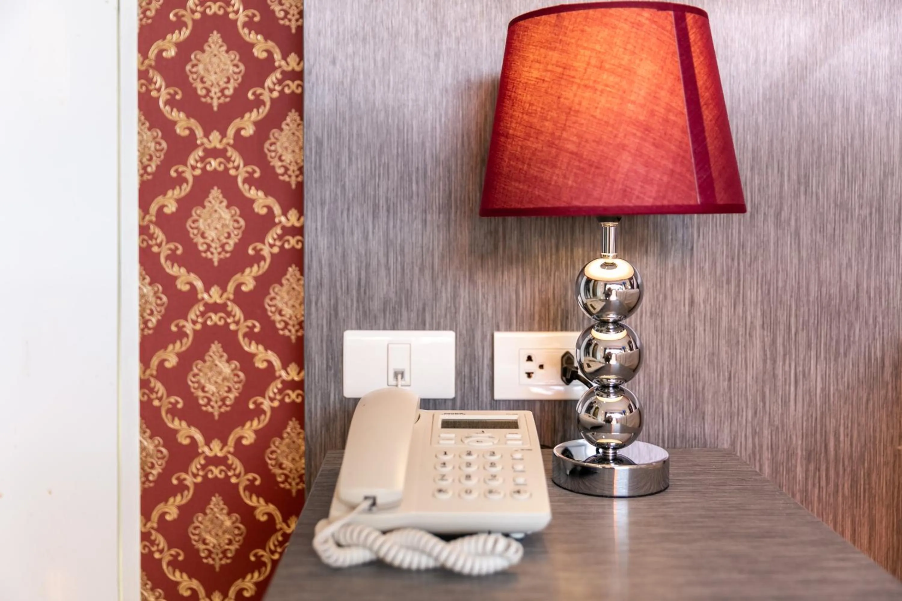 Business facilities in The Thames Pool Access Resort & Villa - SHA Extra Plus