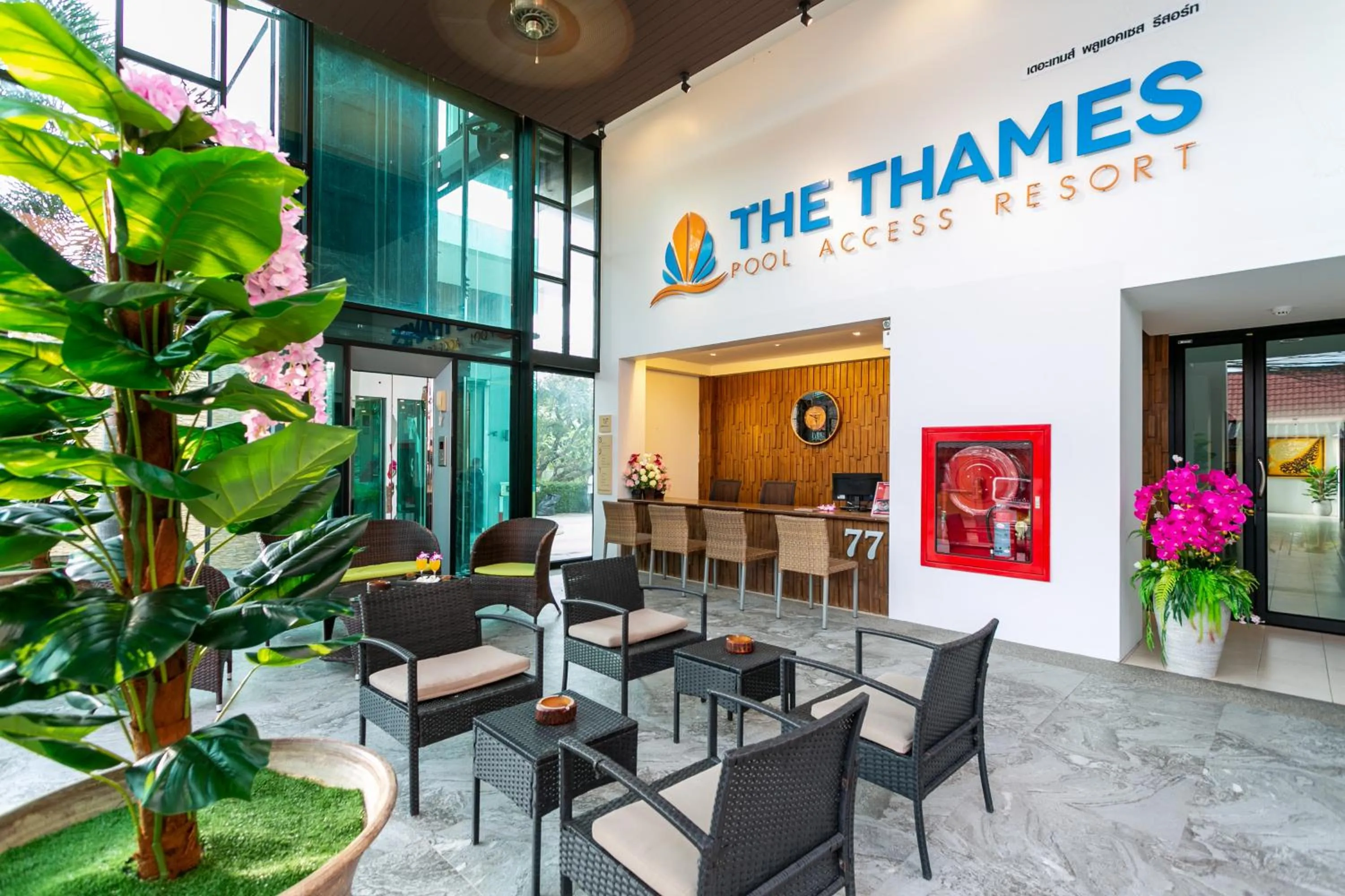 Lobby or reception in The Thames Pool Access Resort & Villa - SHA Extra Plus