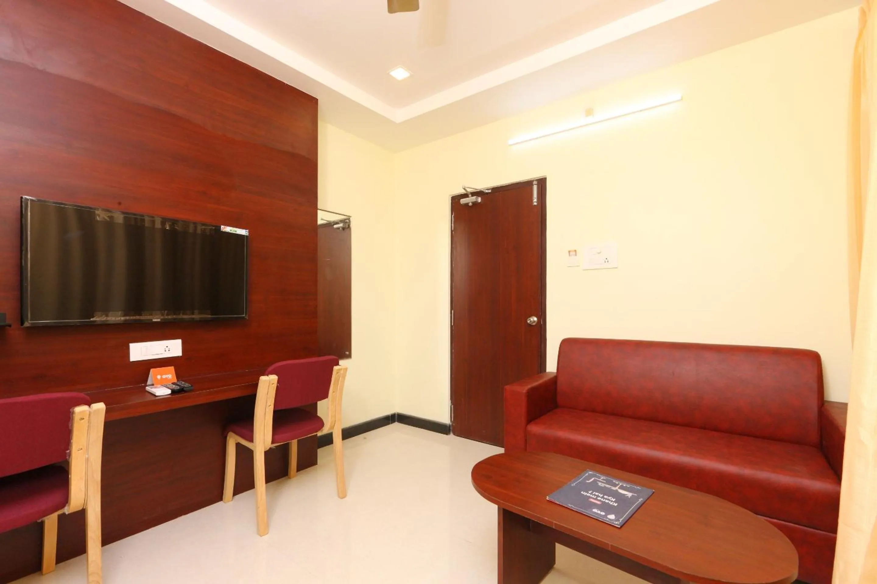 Living room in Hotel Ramcharan Residency, Tirupati