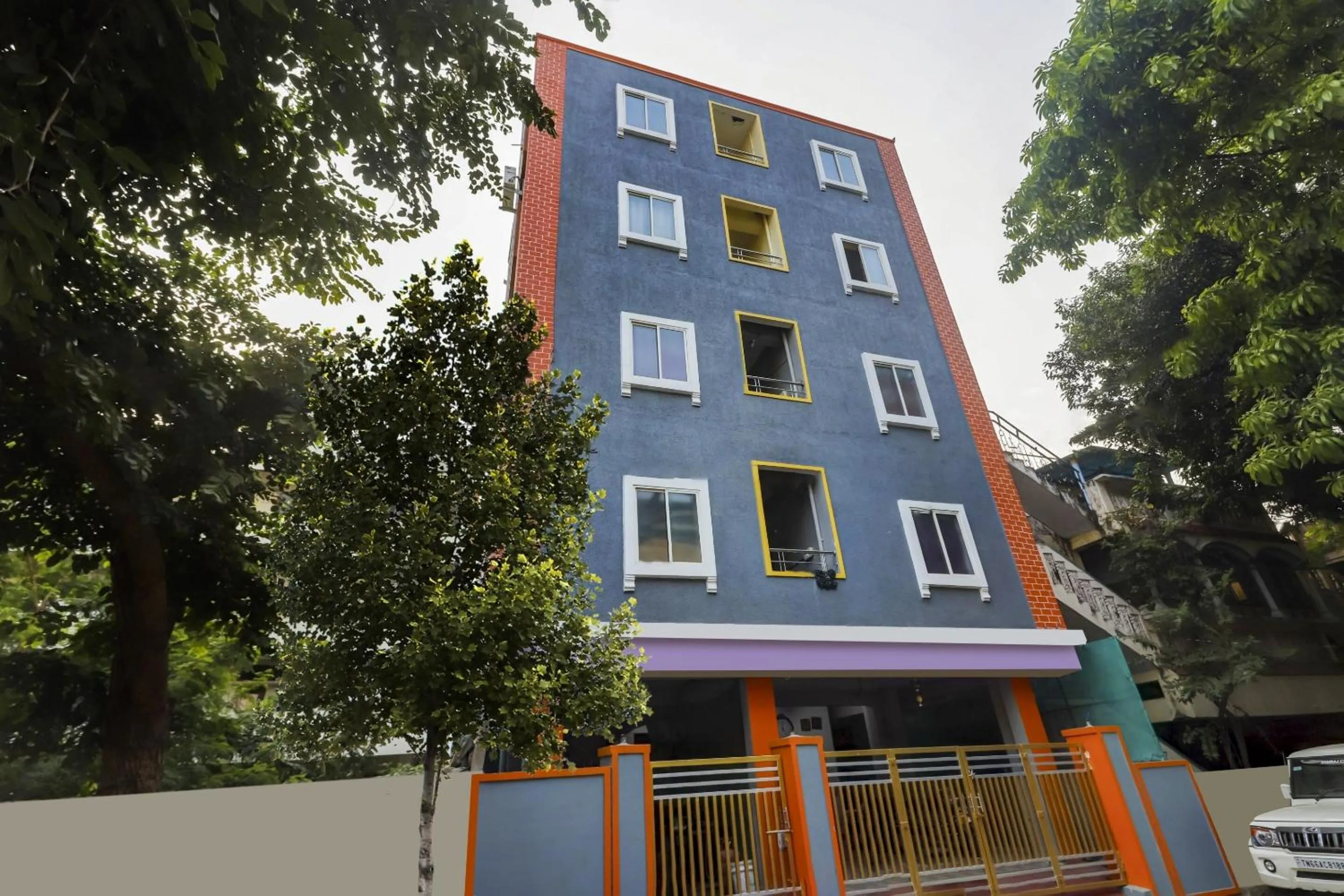 Facade/entrance in Hotel O Srinidhi Inn
