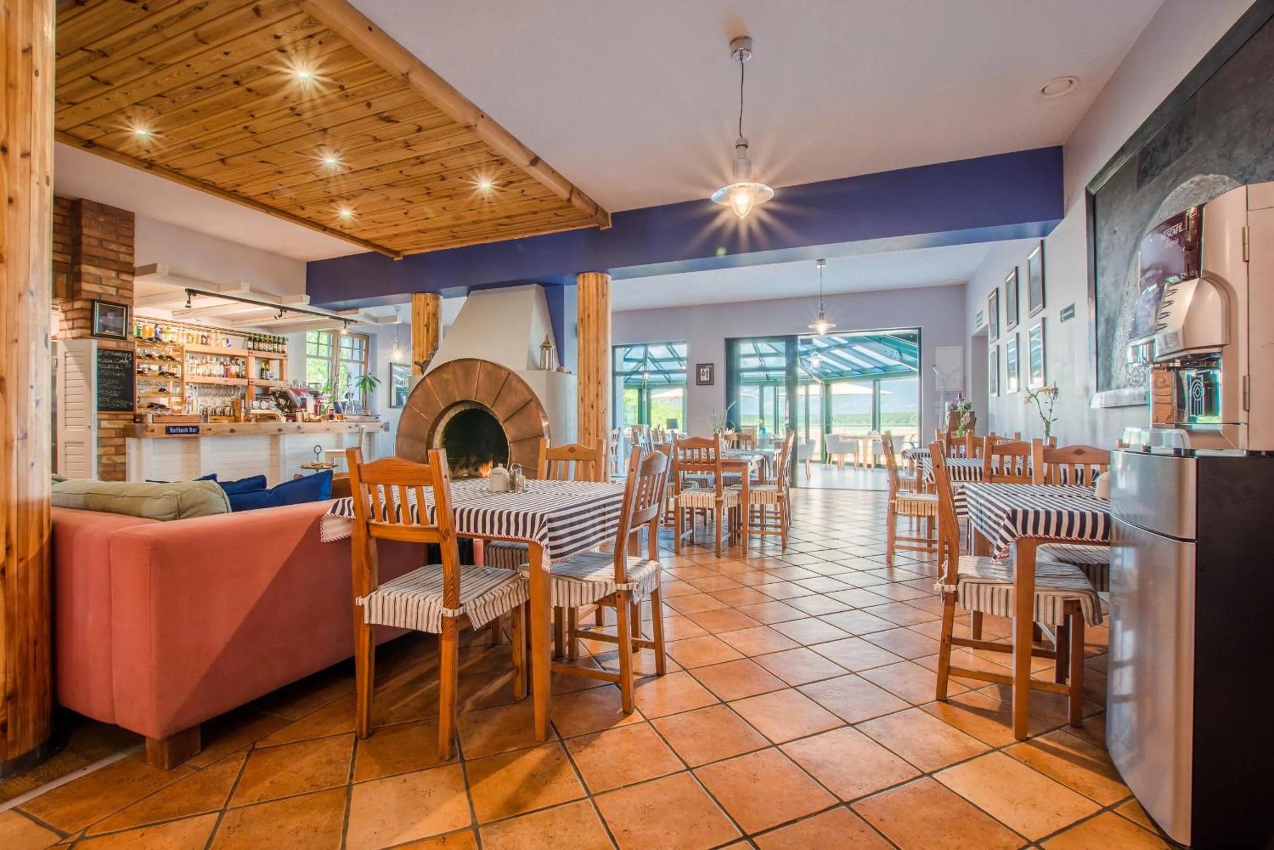 Restaurant/places to eat in Domy na Wodzie na Mazurach