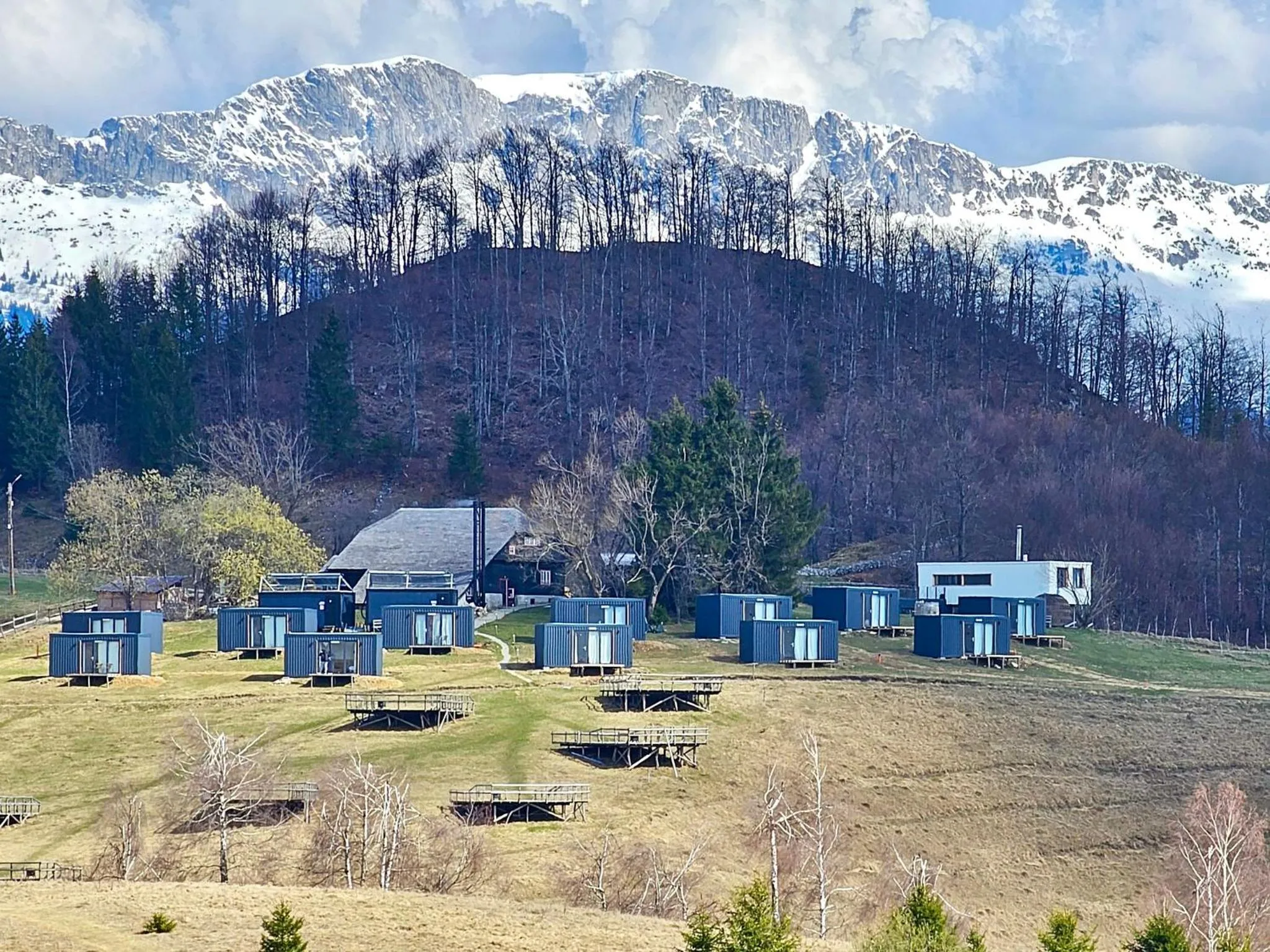 Property building in Ursa Mica Glamping Resort