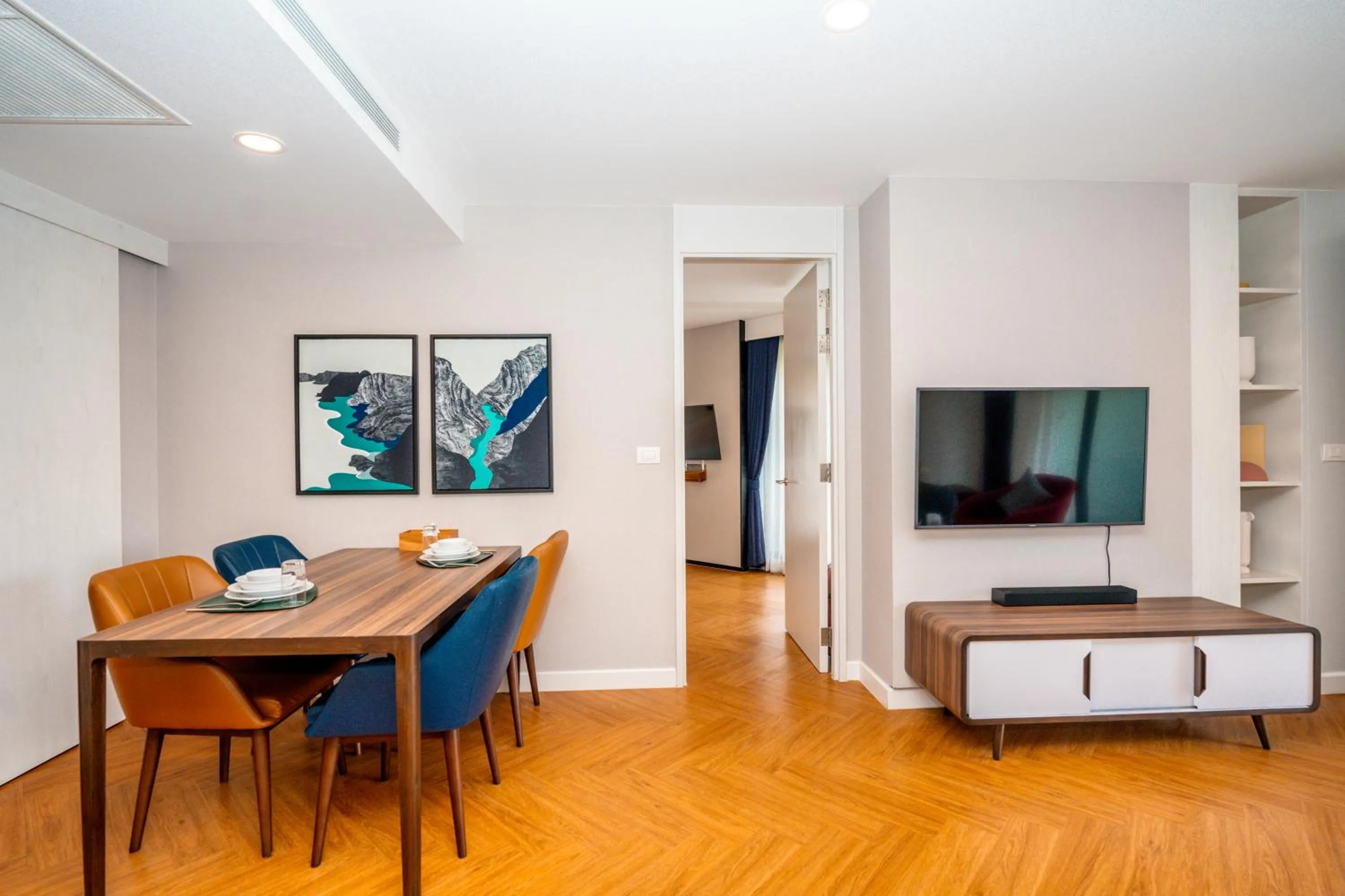 Living room in Amanta Hotel & Residence Sathorn