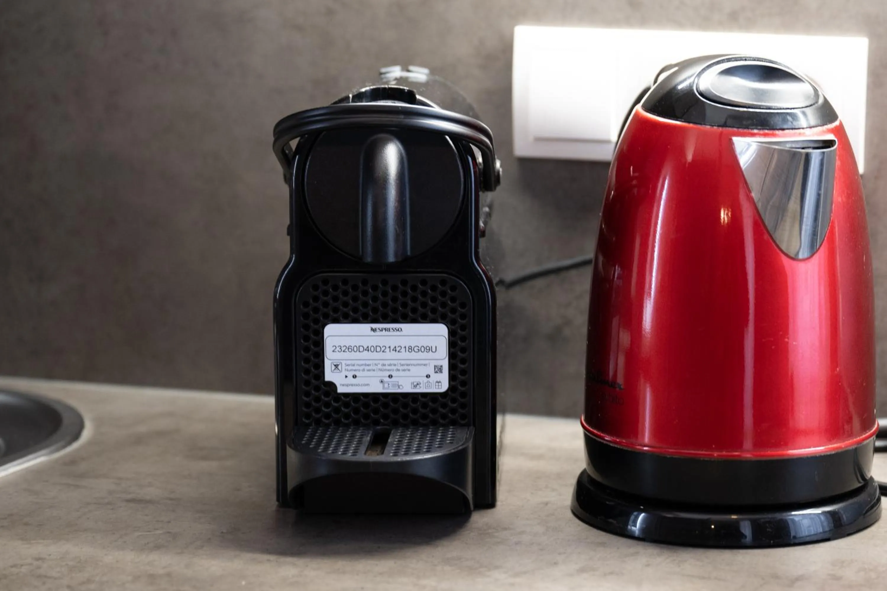 Coffee/tea facilities in KH Opera Apartments