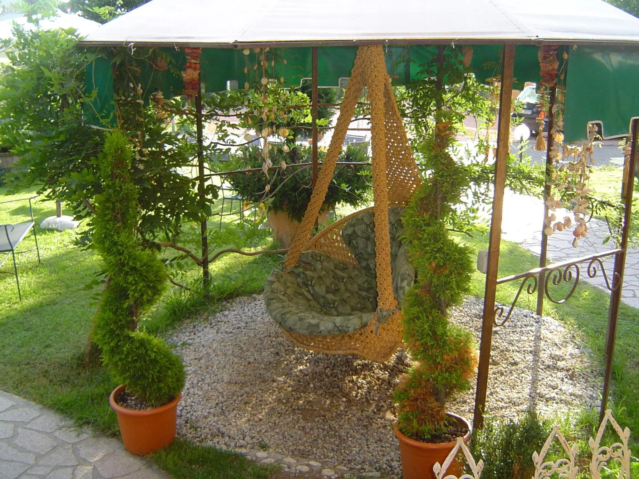 Garden in La Casa Gialla A MONTIGNOSO