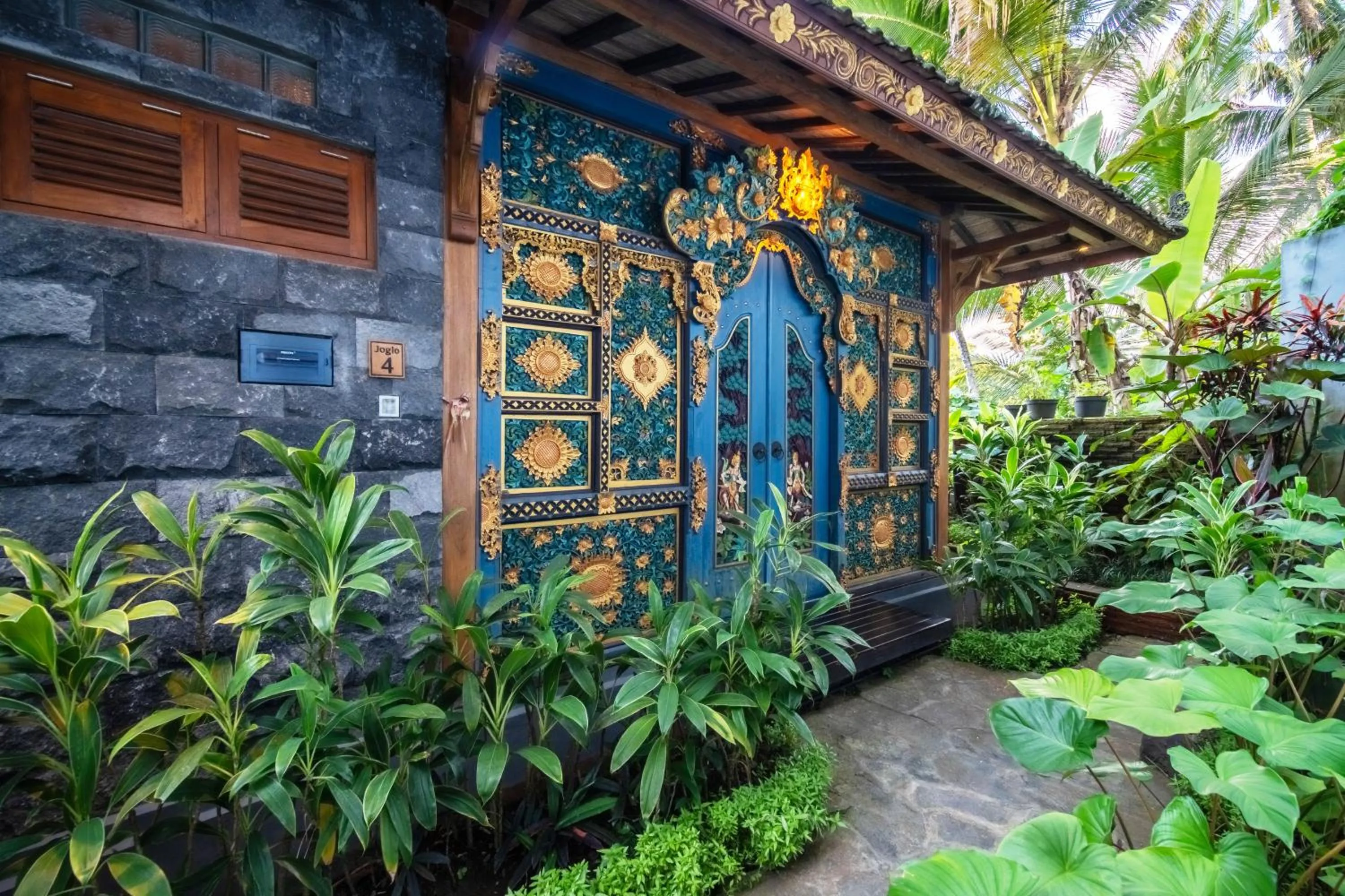 Bedroom in Parvati Retreat Villas