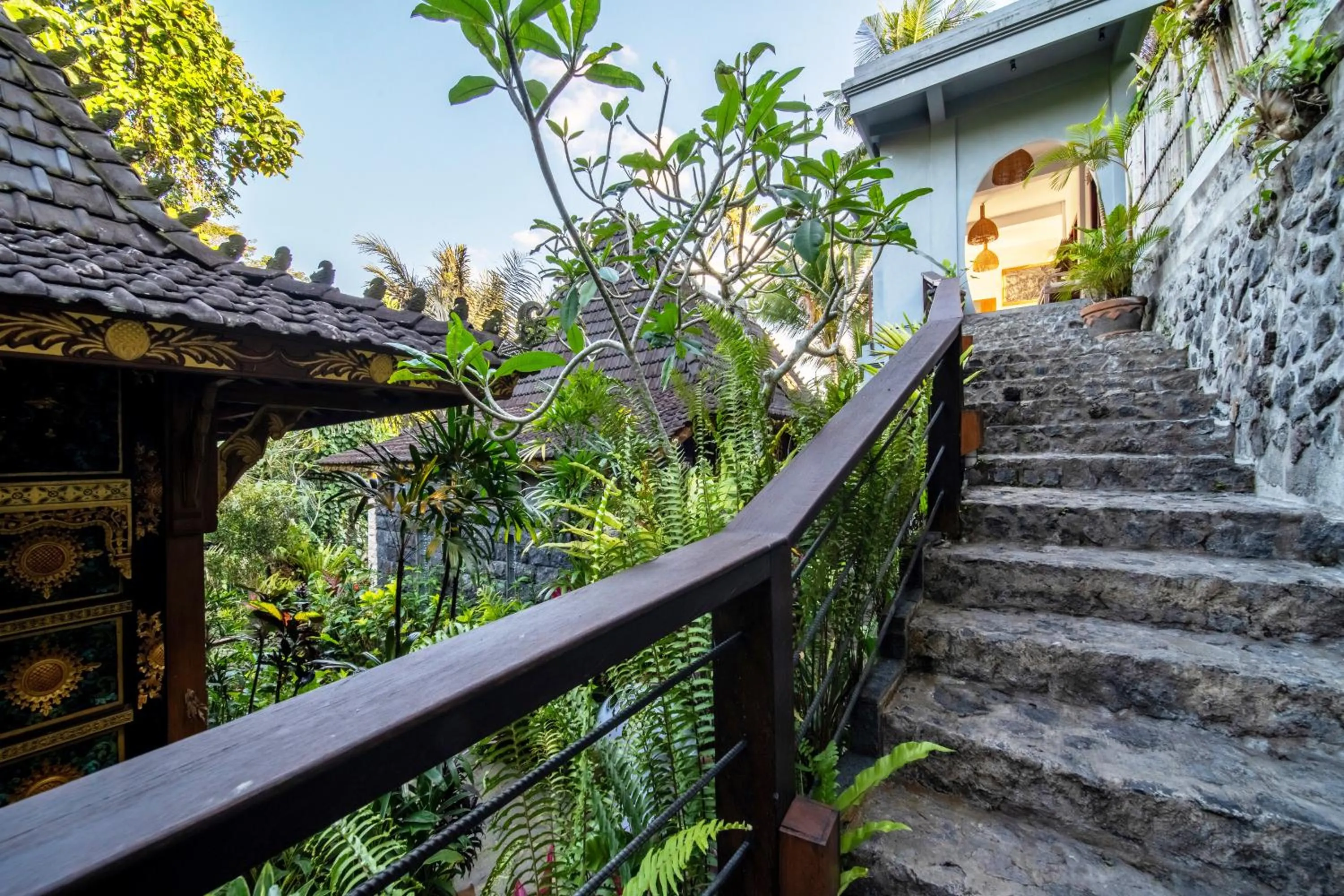 Facade/entrance in Parvati Retreat Villas