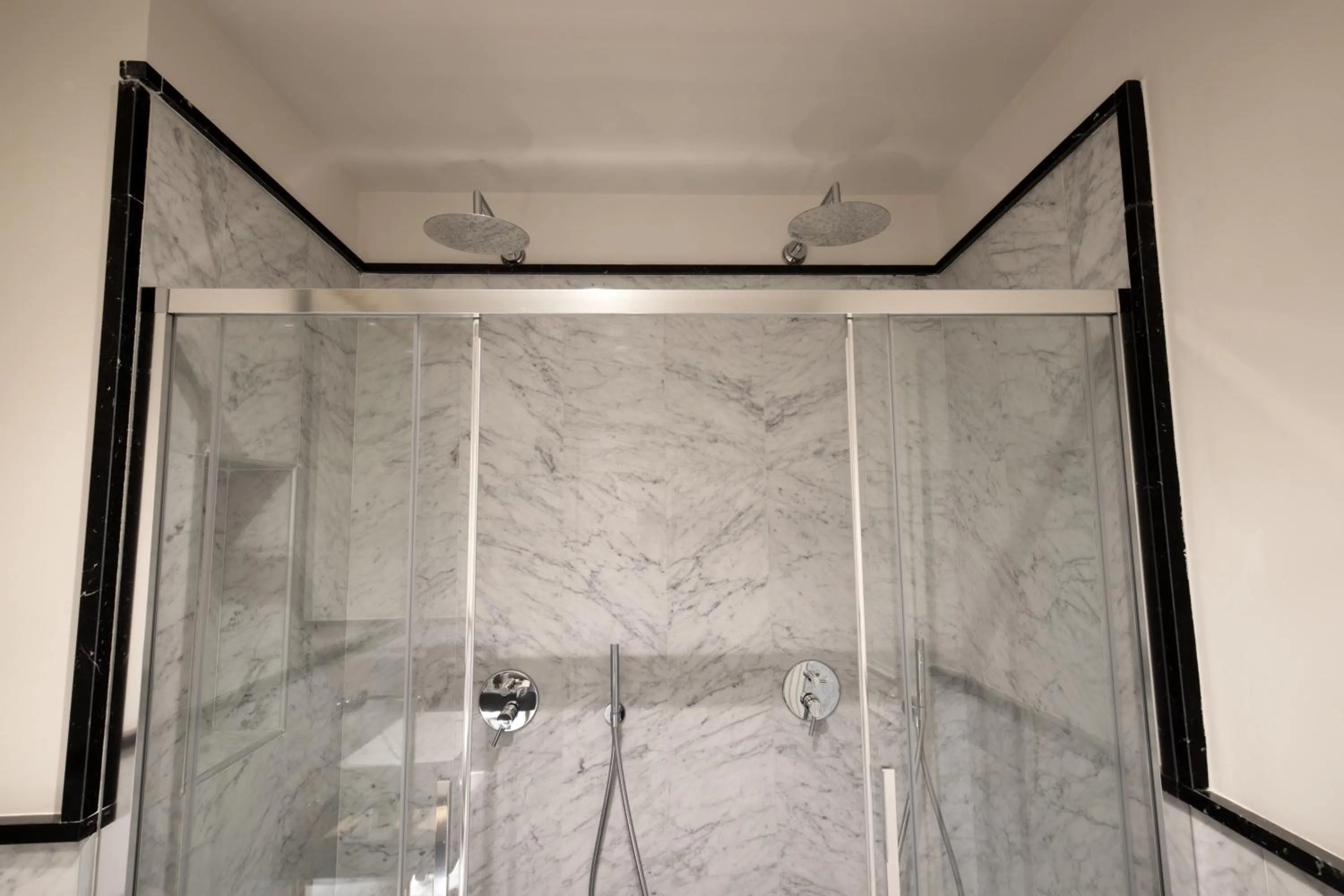 Bathroom in Spagna Luxury Rooms