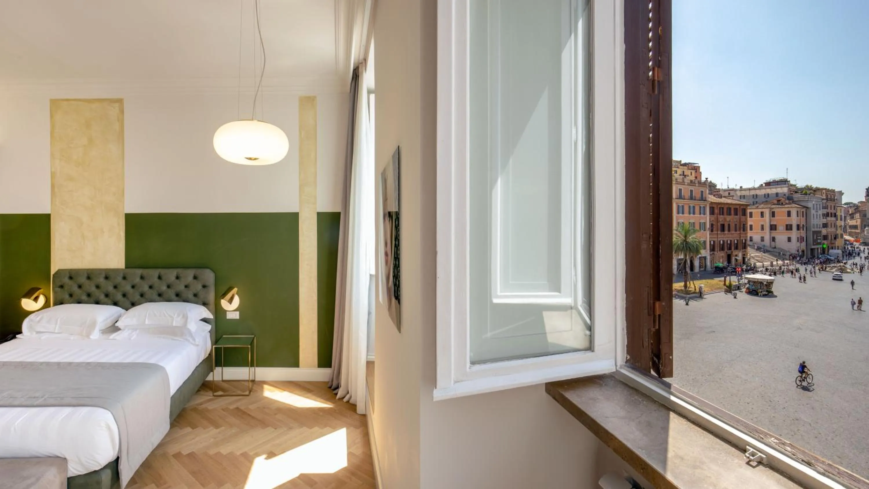 Photo of the whole room, Bed in Spagna Luxury Rooms