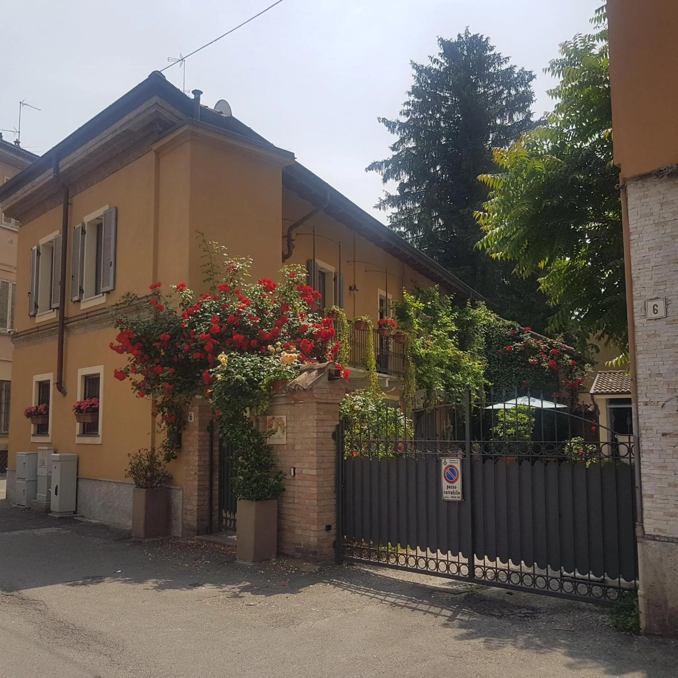 Property building in Corte Delle Rose