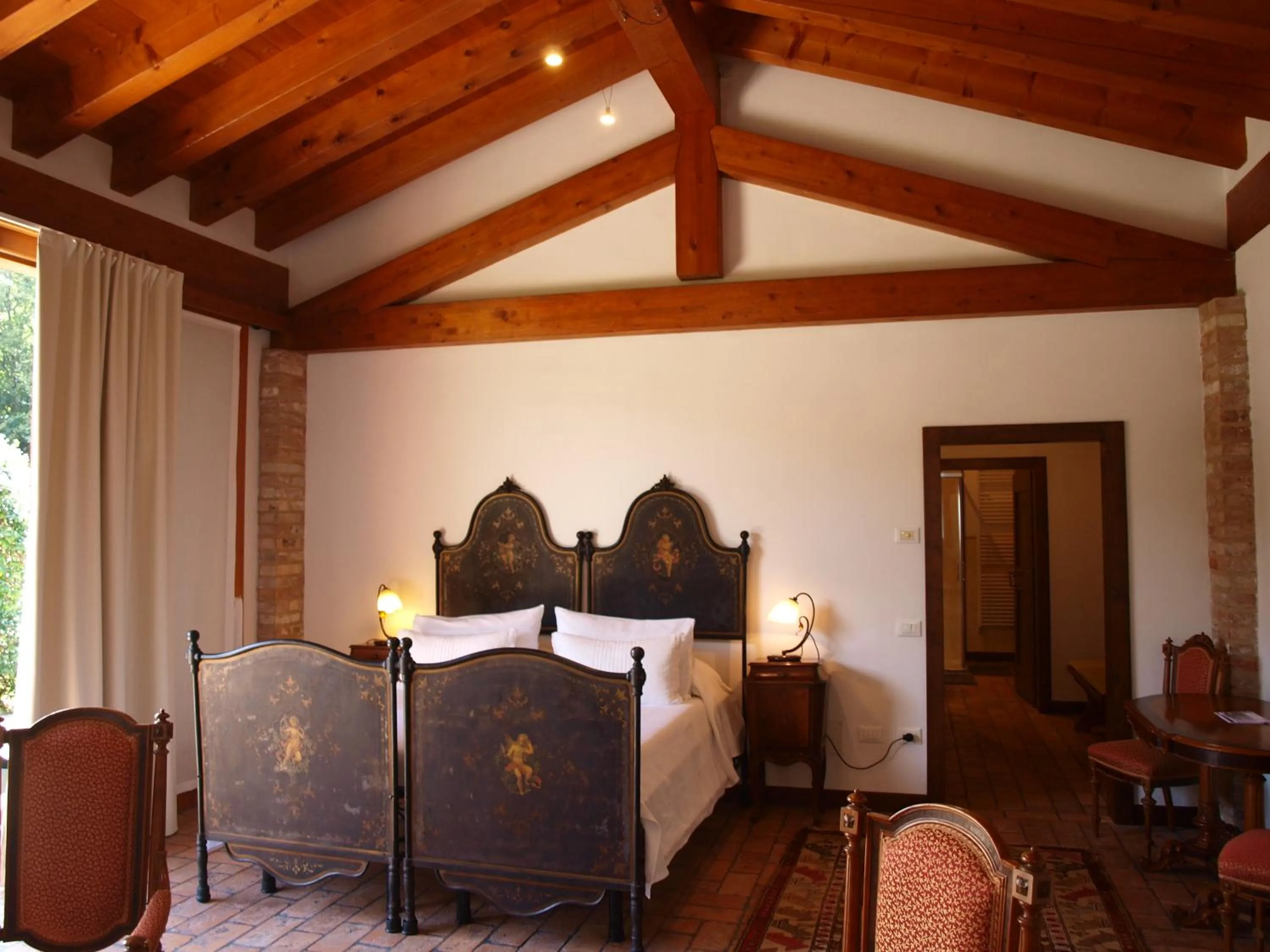 Bed in B&B Ca' Cinel Asolo