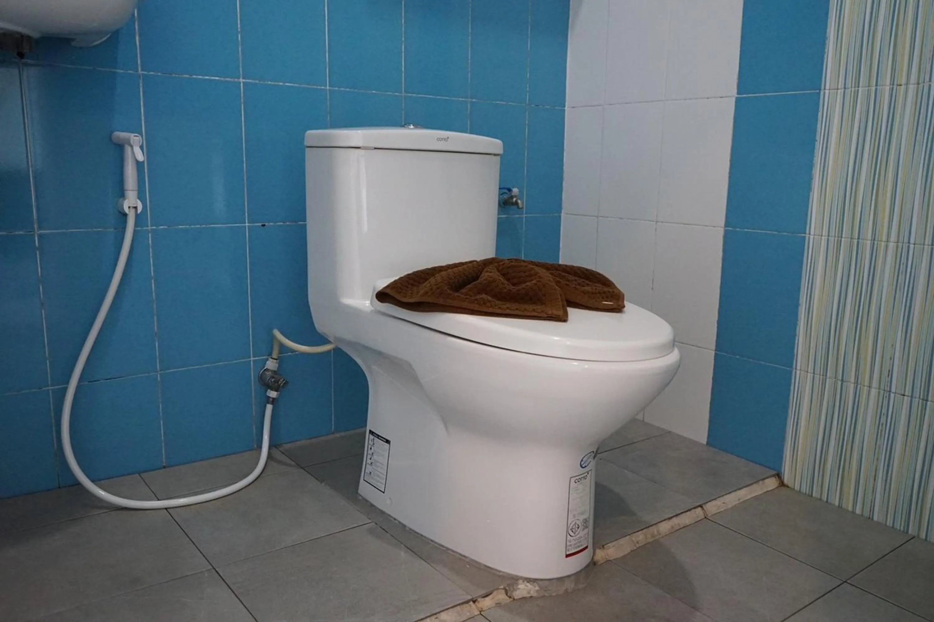 Toilet in Chaiyai River Front Hotel