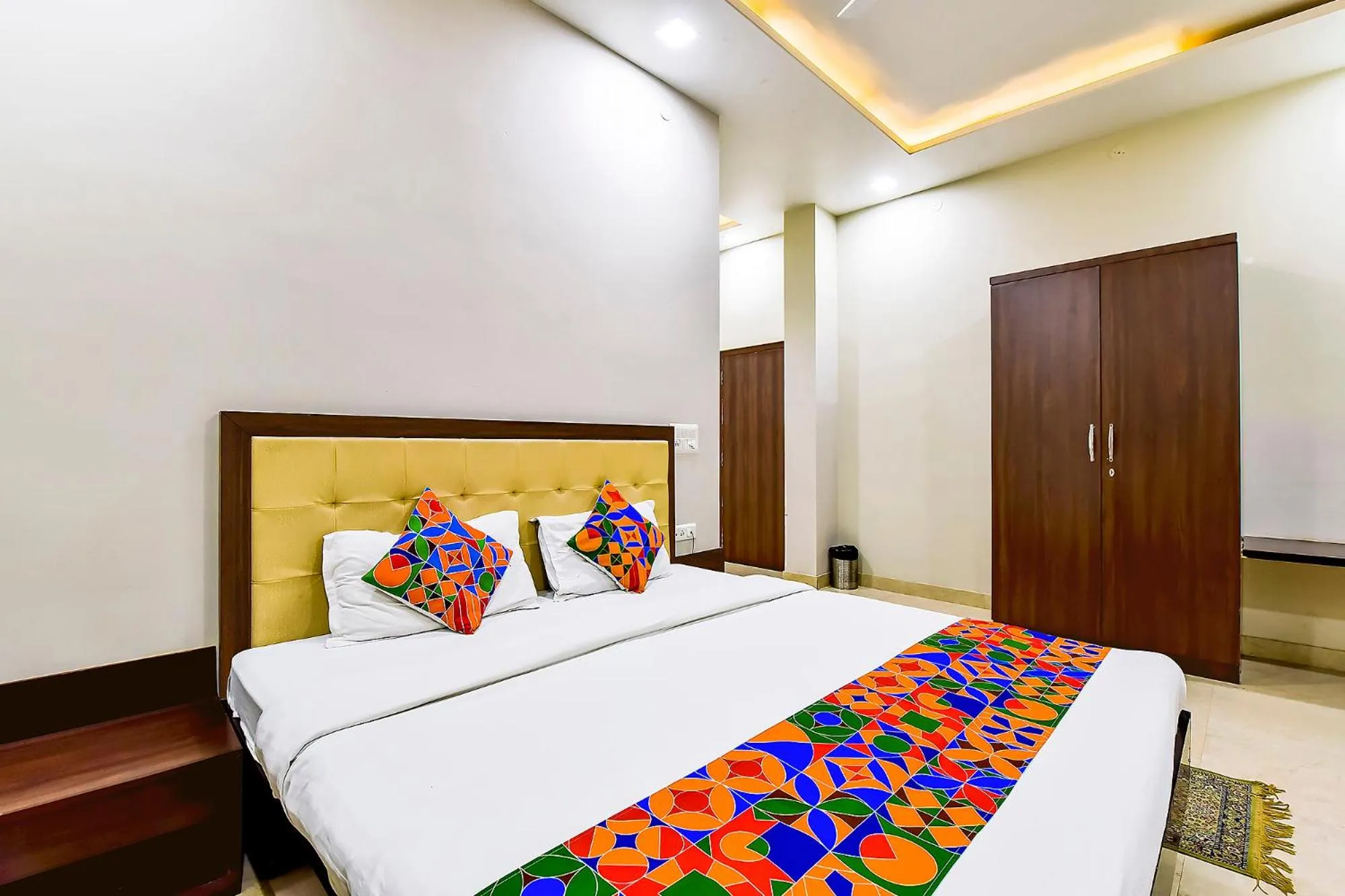 Bed in FabHotel The Castle Homestay