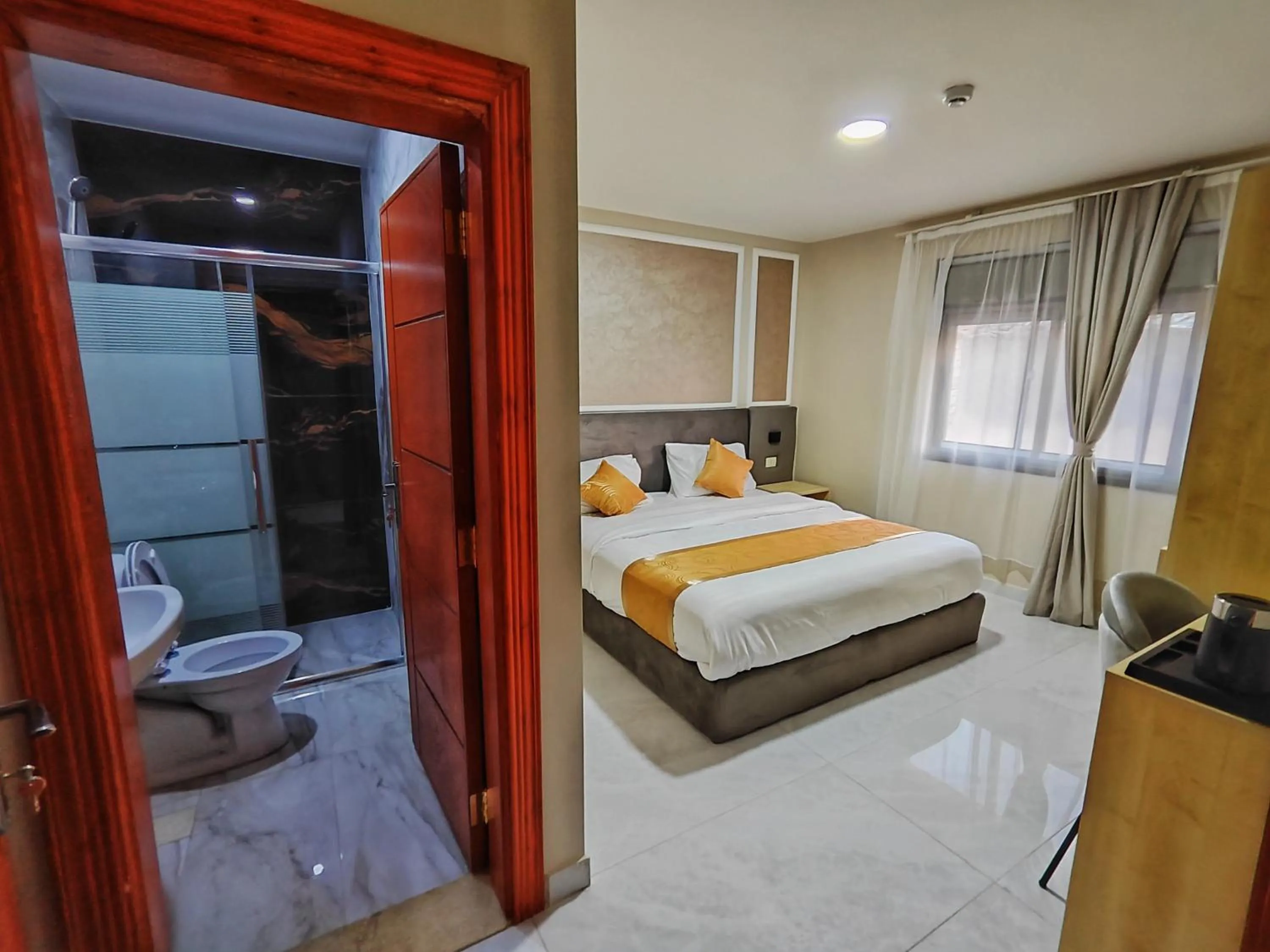Photo of the whole room, Bed in Rakan ApartHotel and Luxury Rooms
