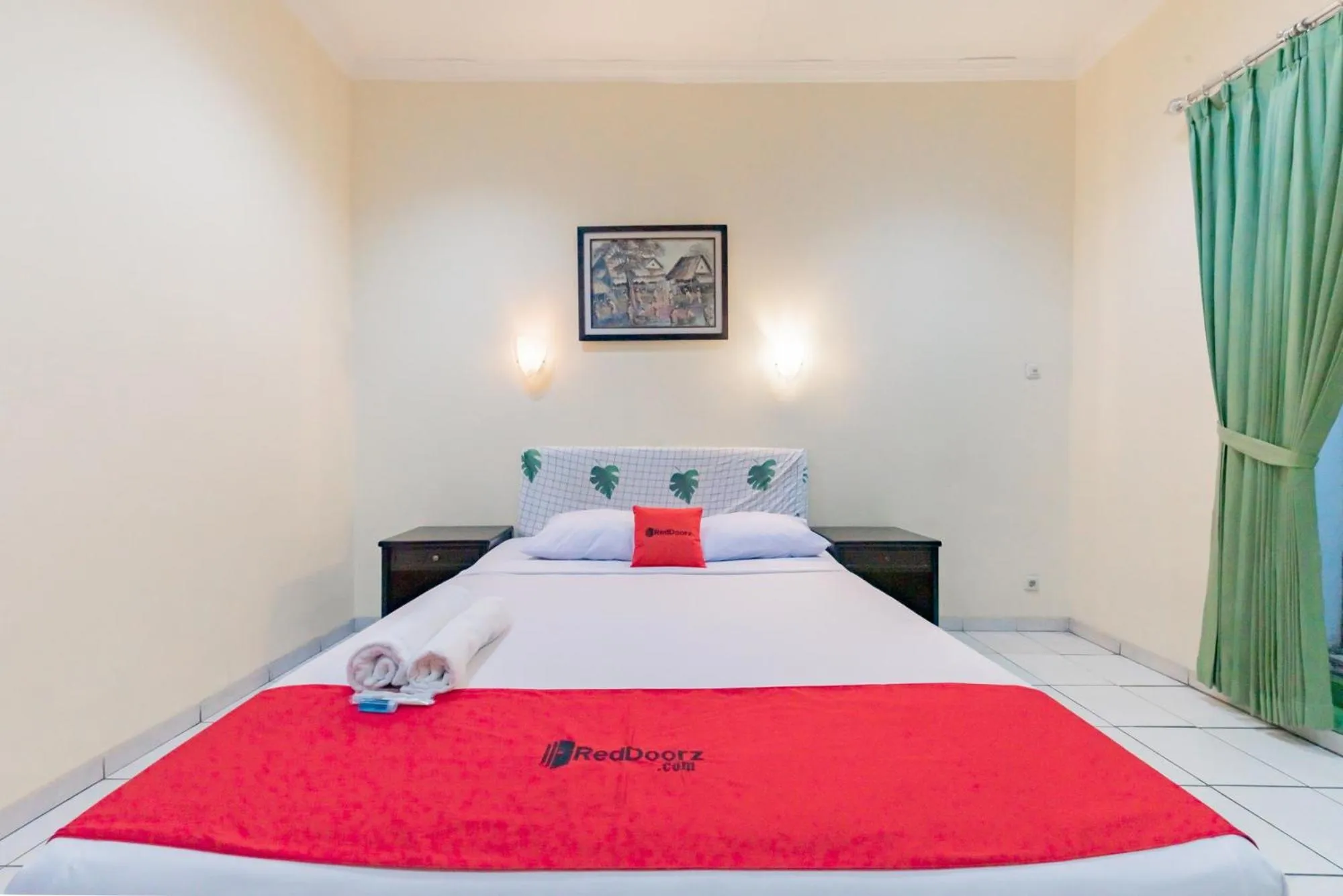 Bed in RedDoorz @ Jalan R.E. Martadinata Sukabumi