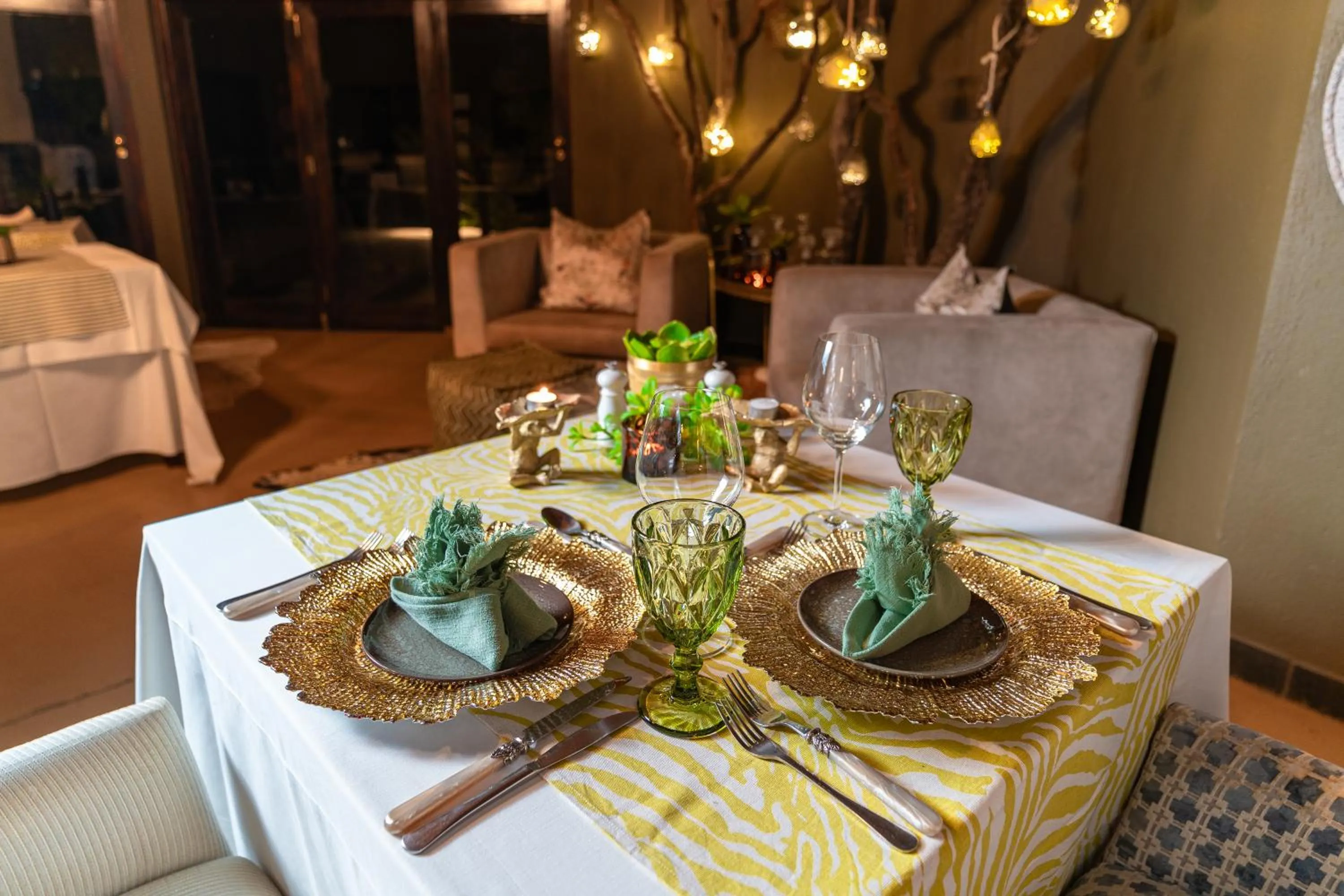 Dining area in Last Word Kitara