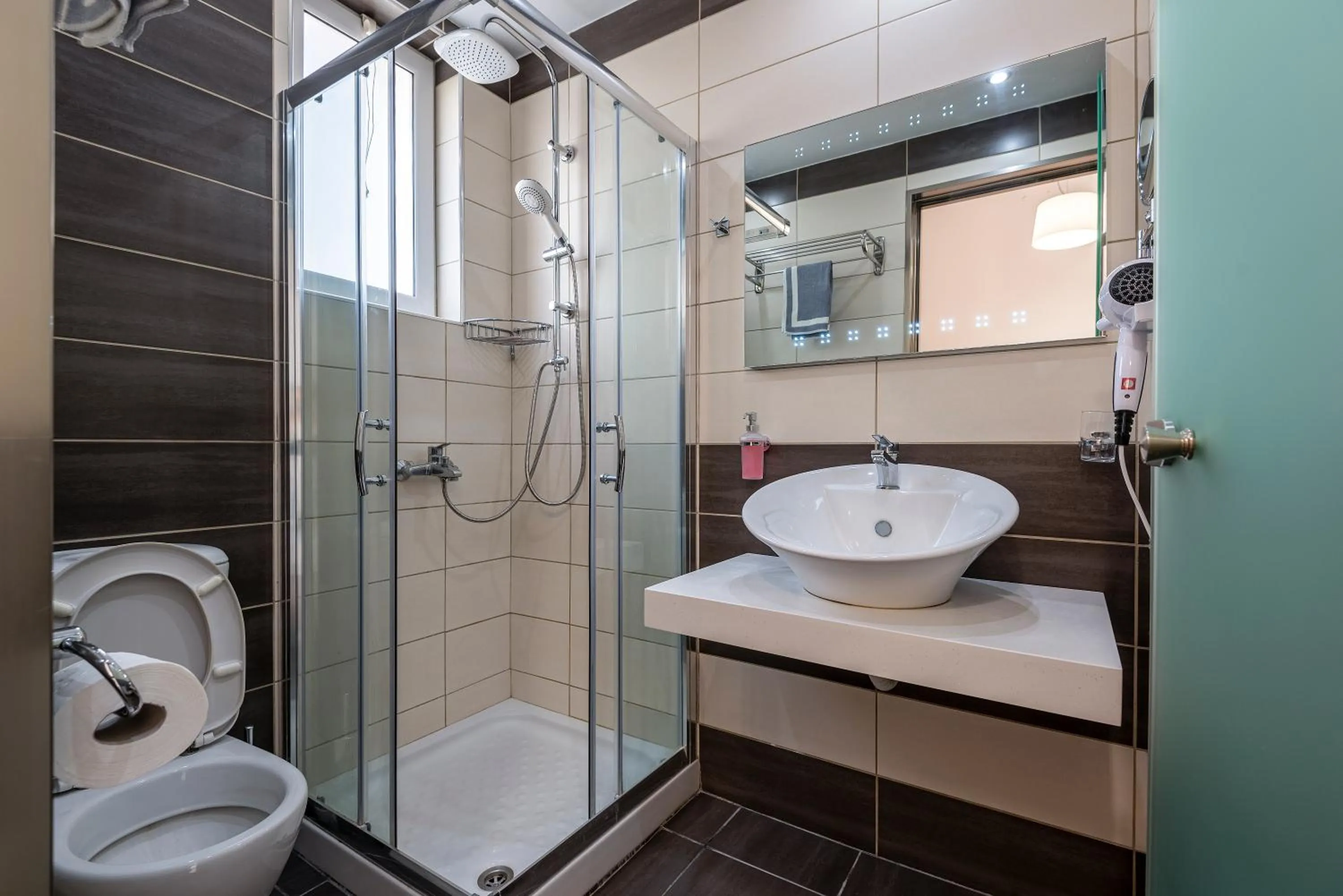 Toilet in Cirillo Family Hotel-Christinas Studios