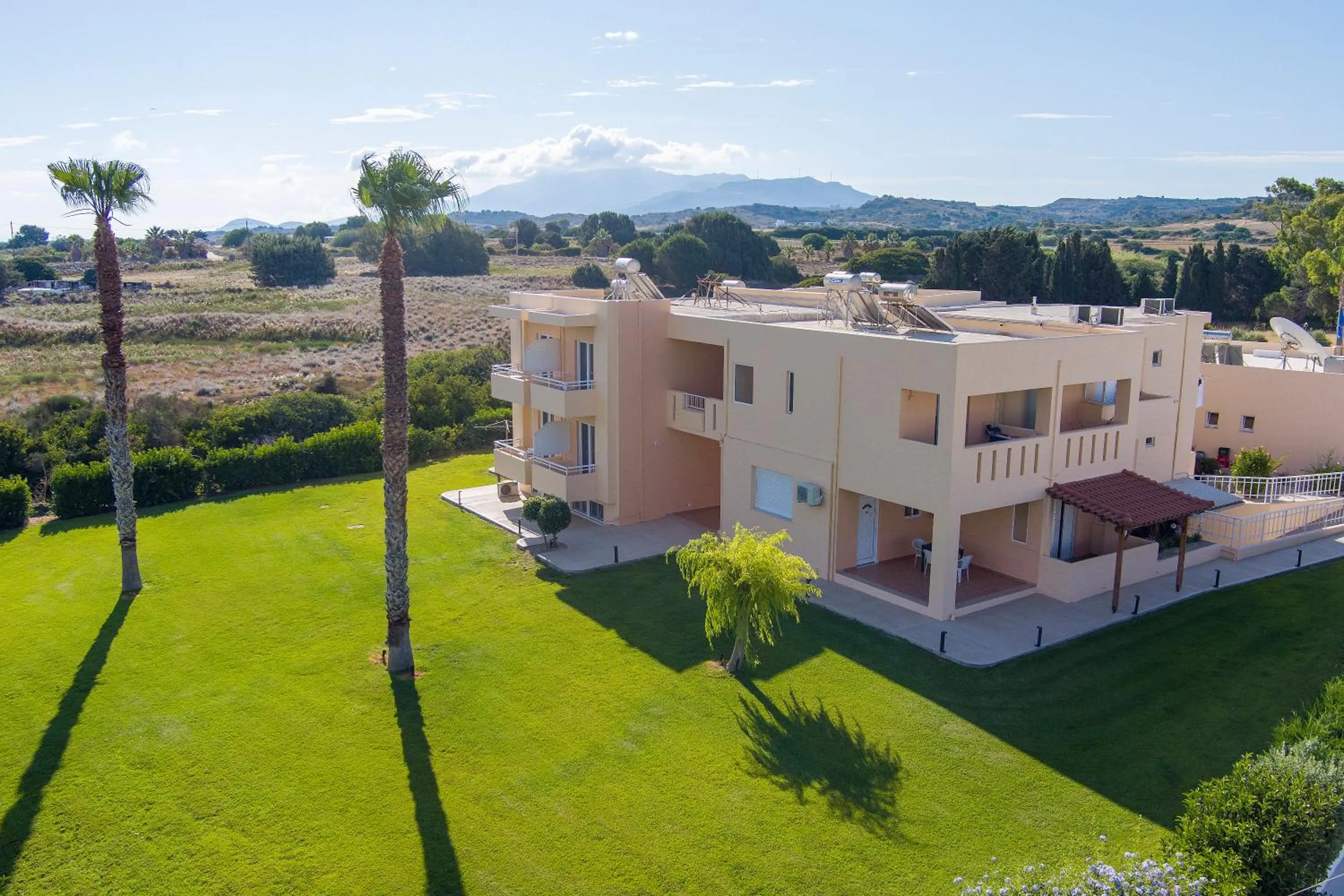 Property building in Cirillo Family Hotel-Christinas Studios