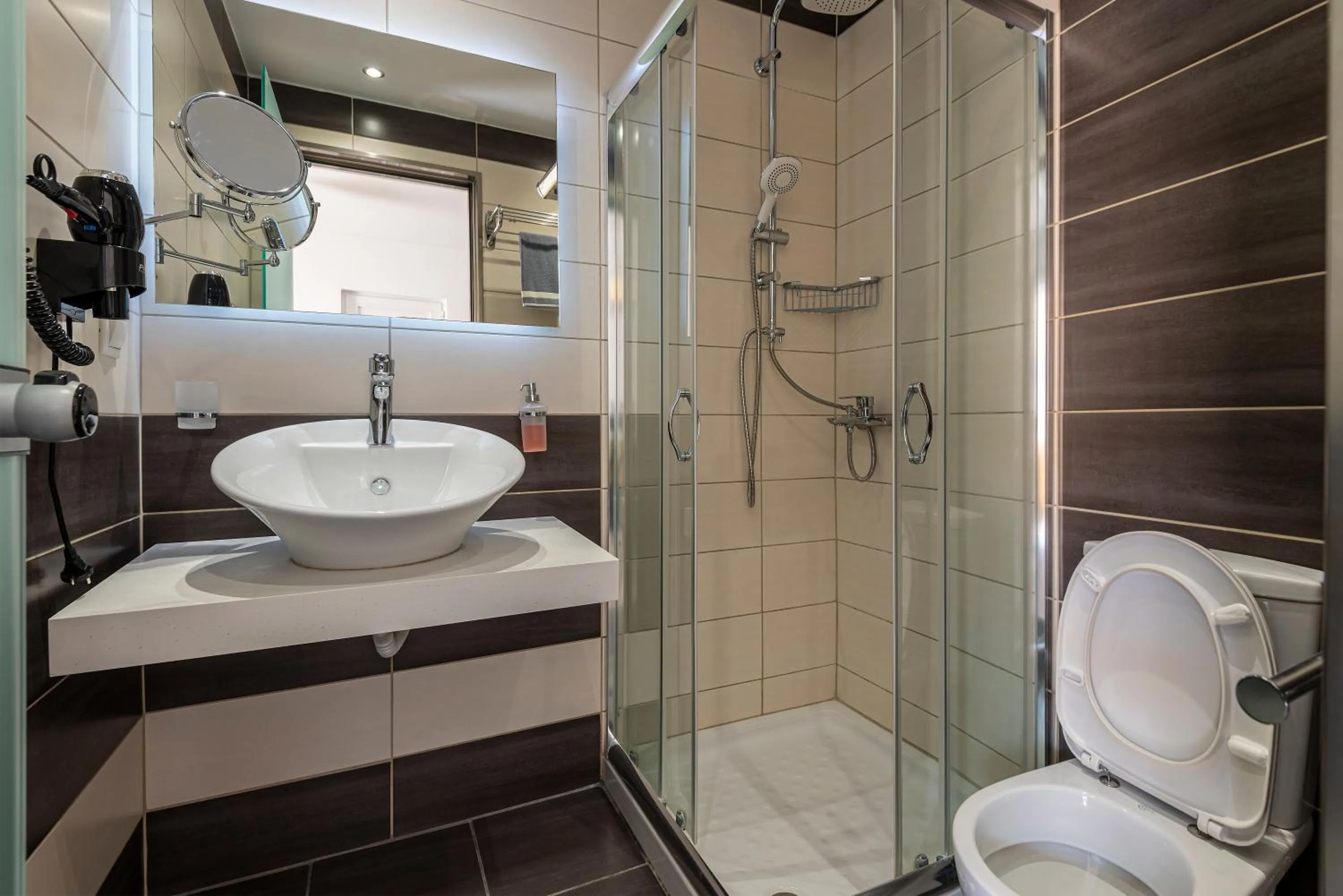 Bathroom in Cirillo Family Hotel-Christinas Studios