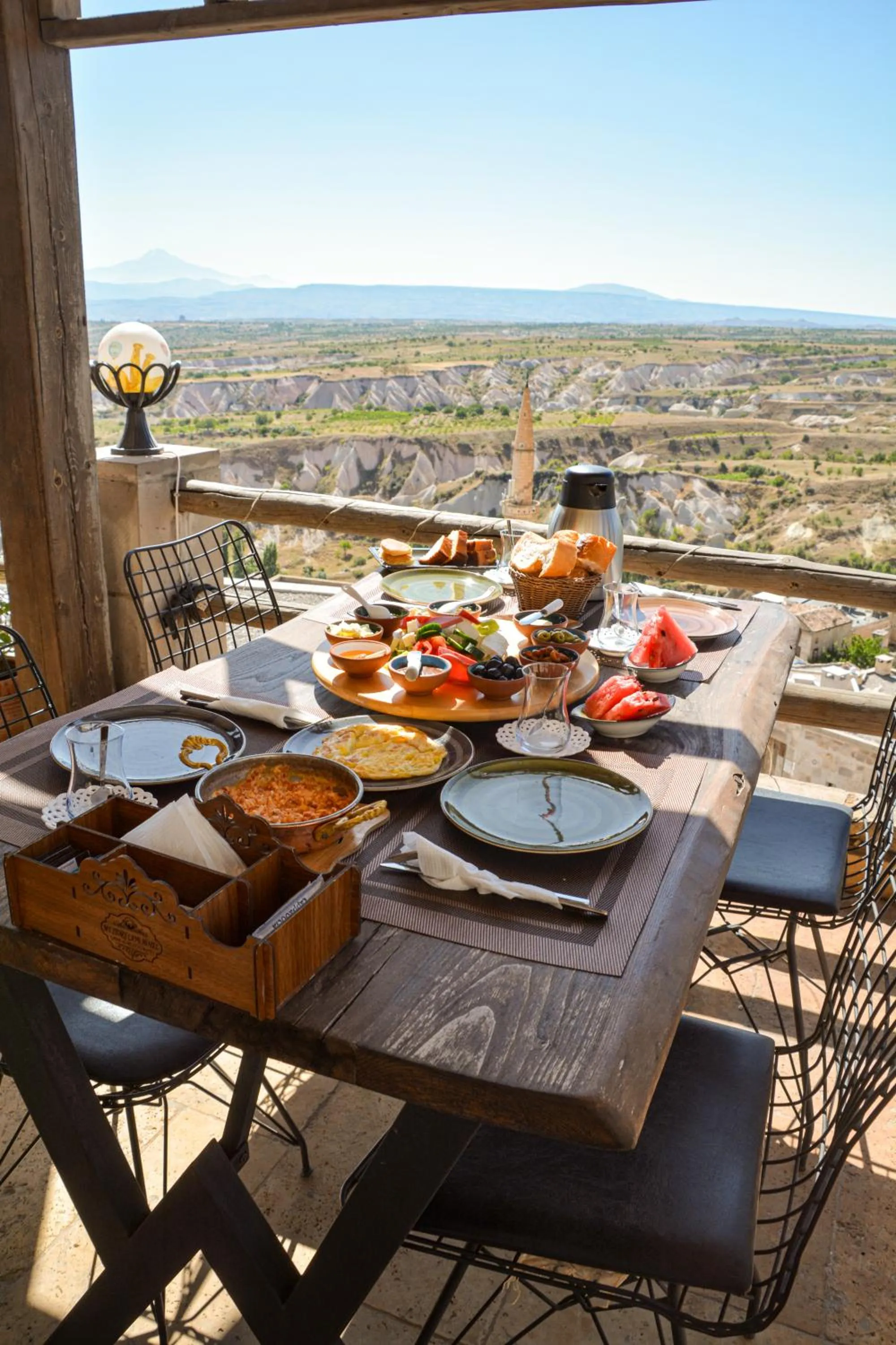 Restaurant/places to eat in My Story Cave Hotel