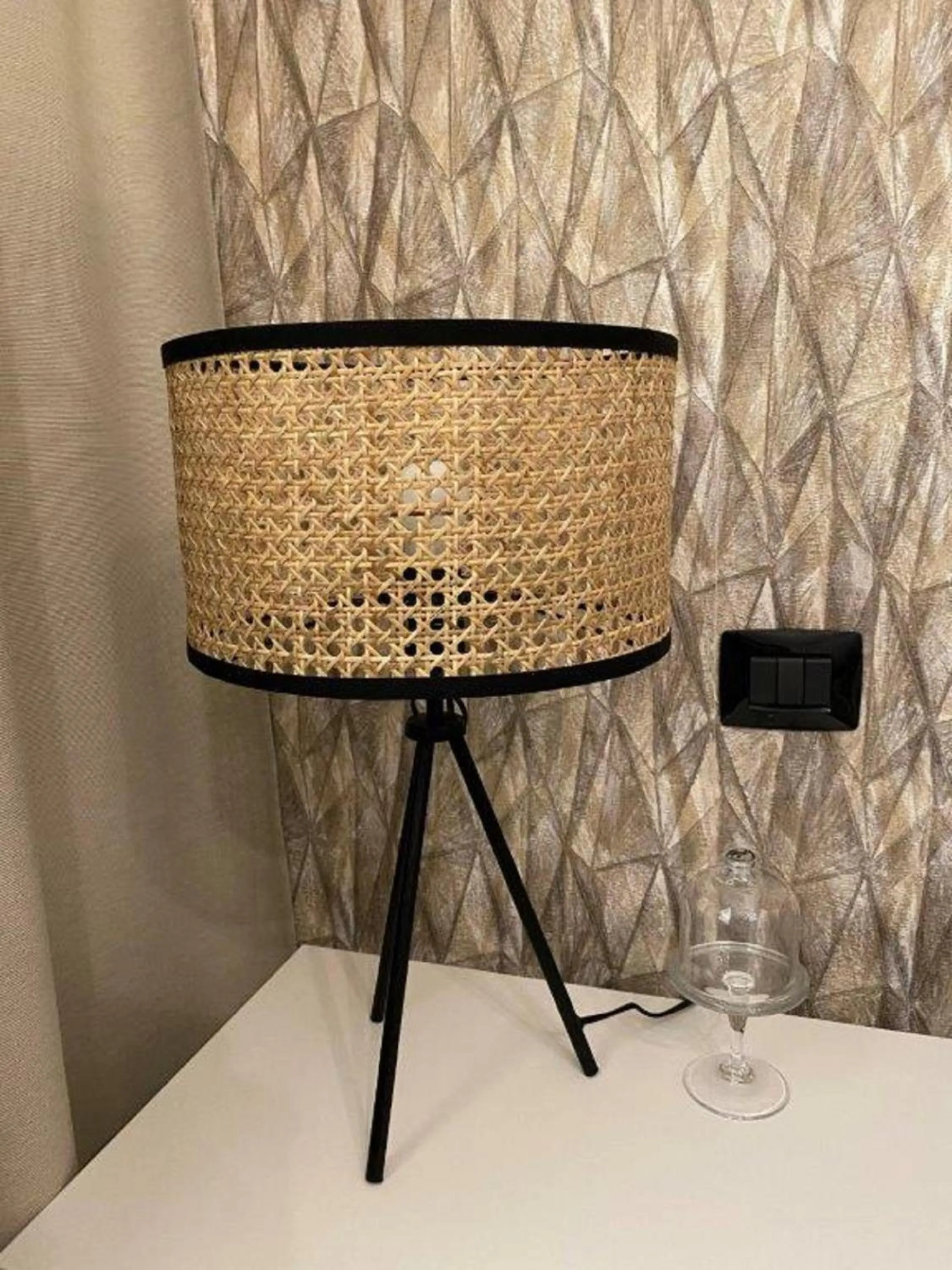 Decorative detail in Gatto Bianco Le Mura