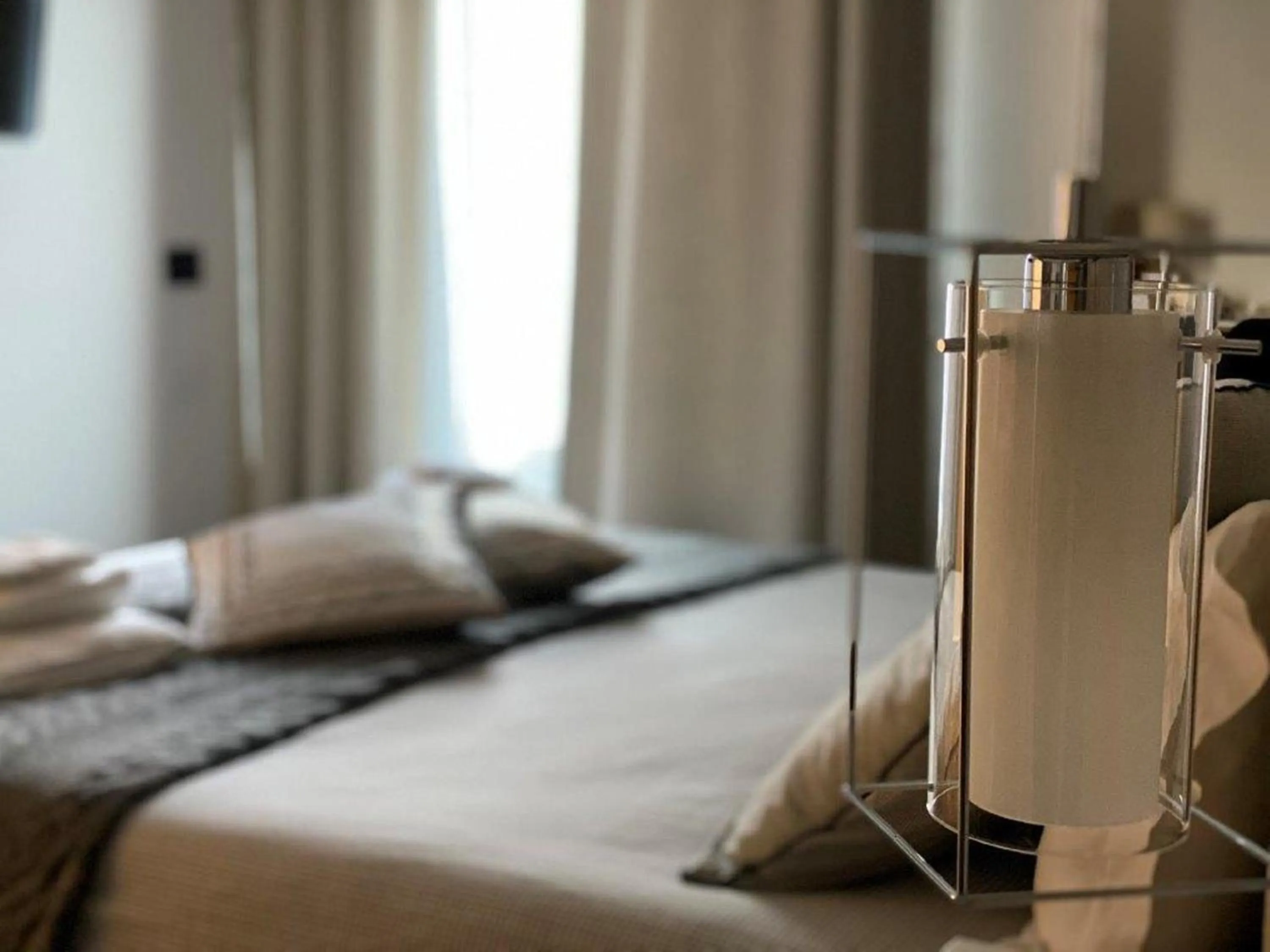 Decorative detail, Bed in Gatto Bianco Le Mura