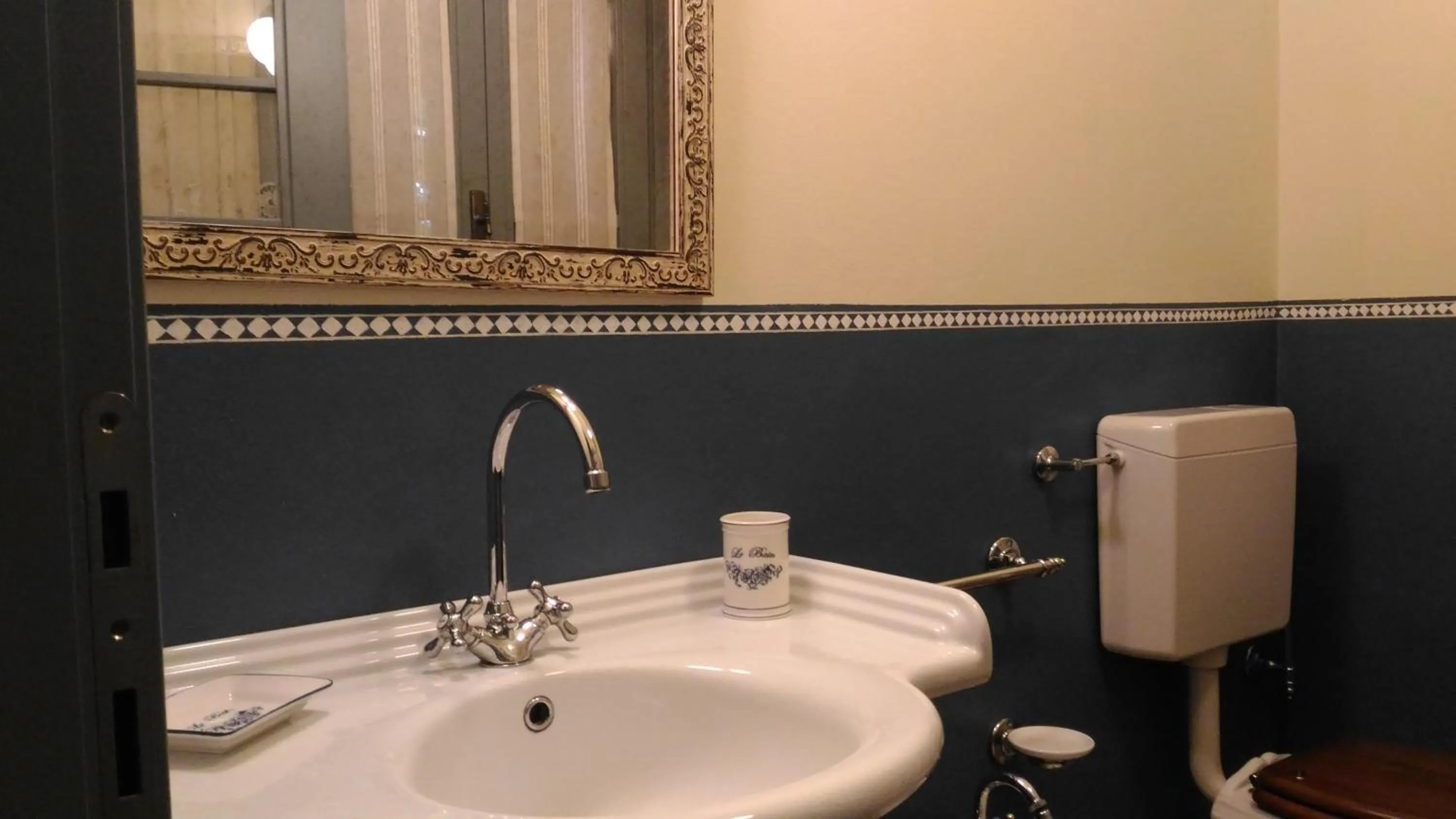 Bathroom in Alloggio Al San Girolamo