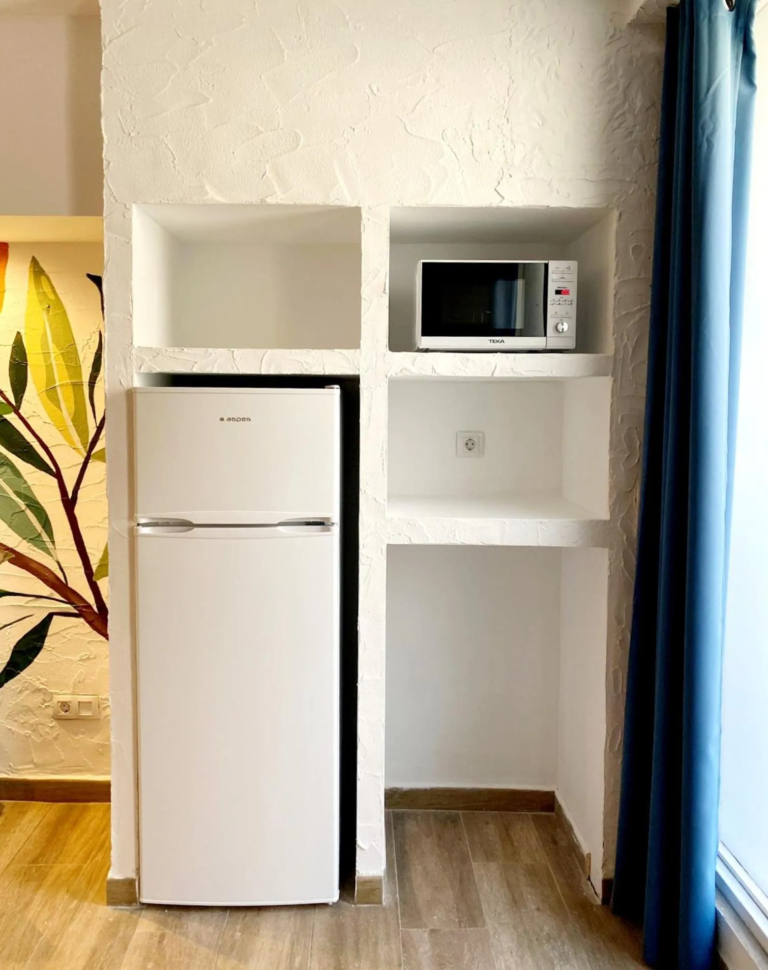 kitchen in Y Hostel - Albergue Juvenil