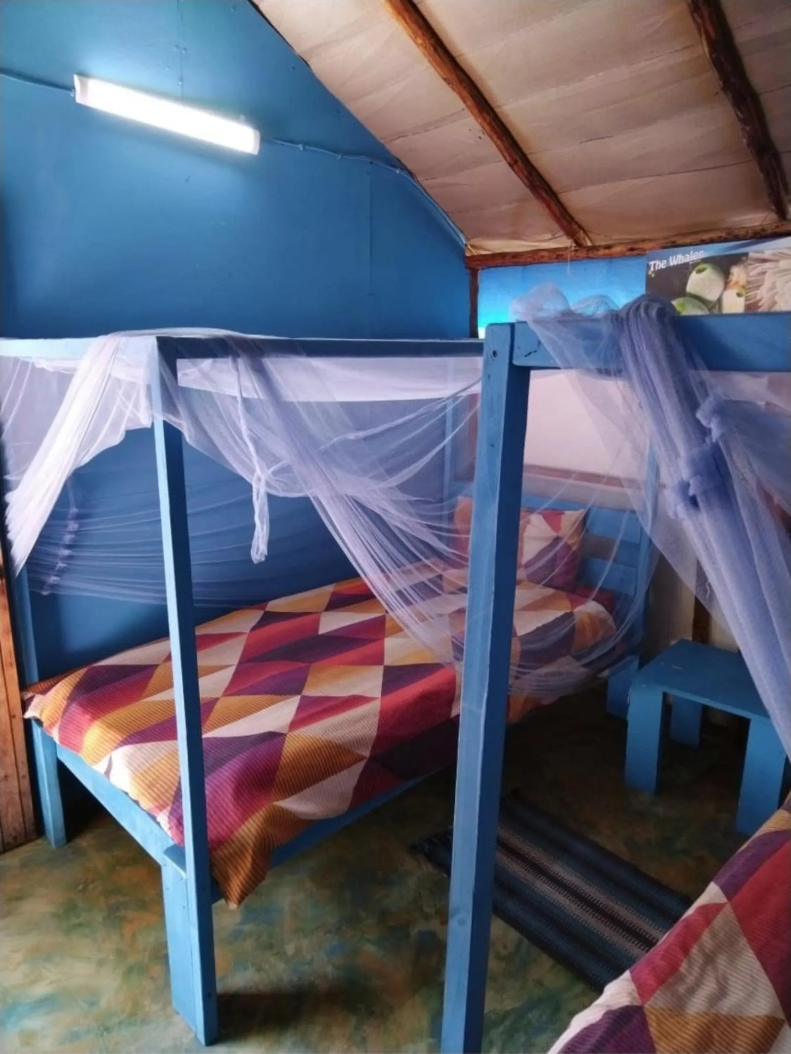 Bed in Underwater Explorer