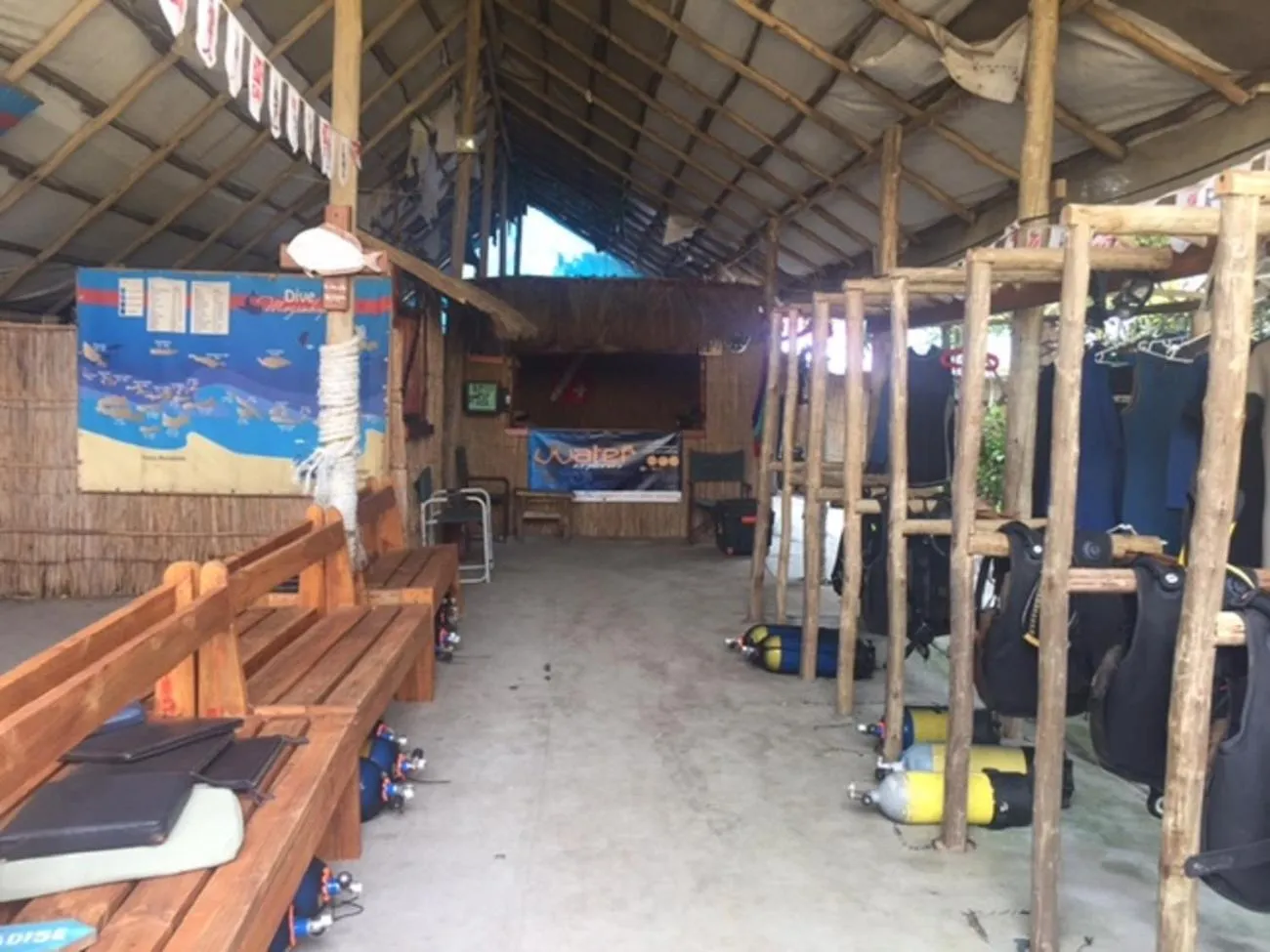 Lobby or reception in Underwater Explorer