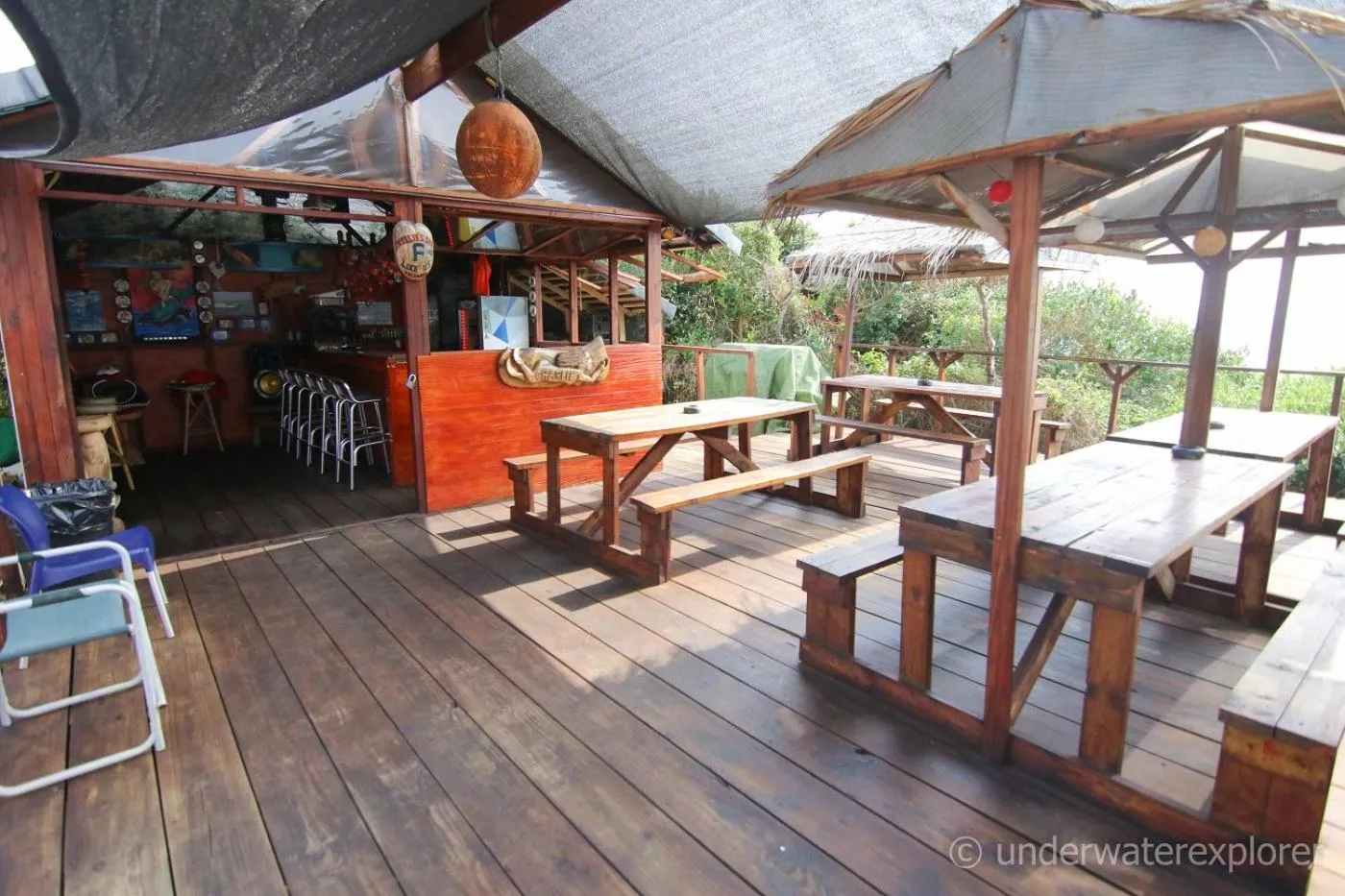 Lounge or bar in Underwater Explorer