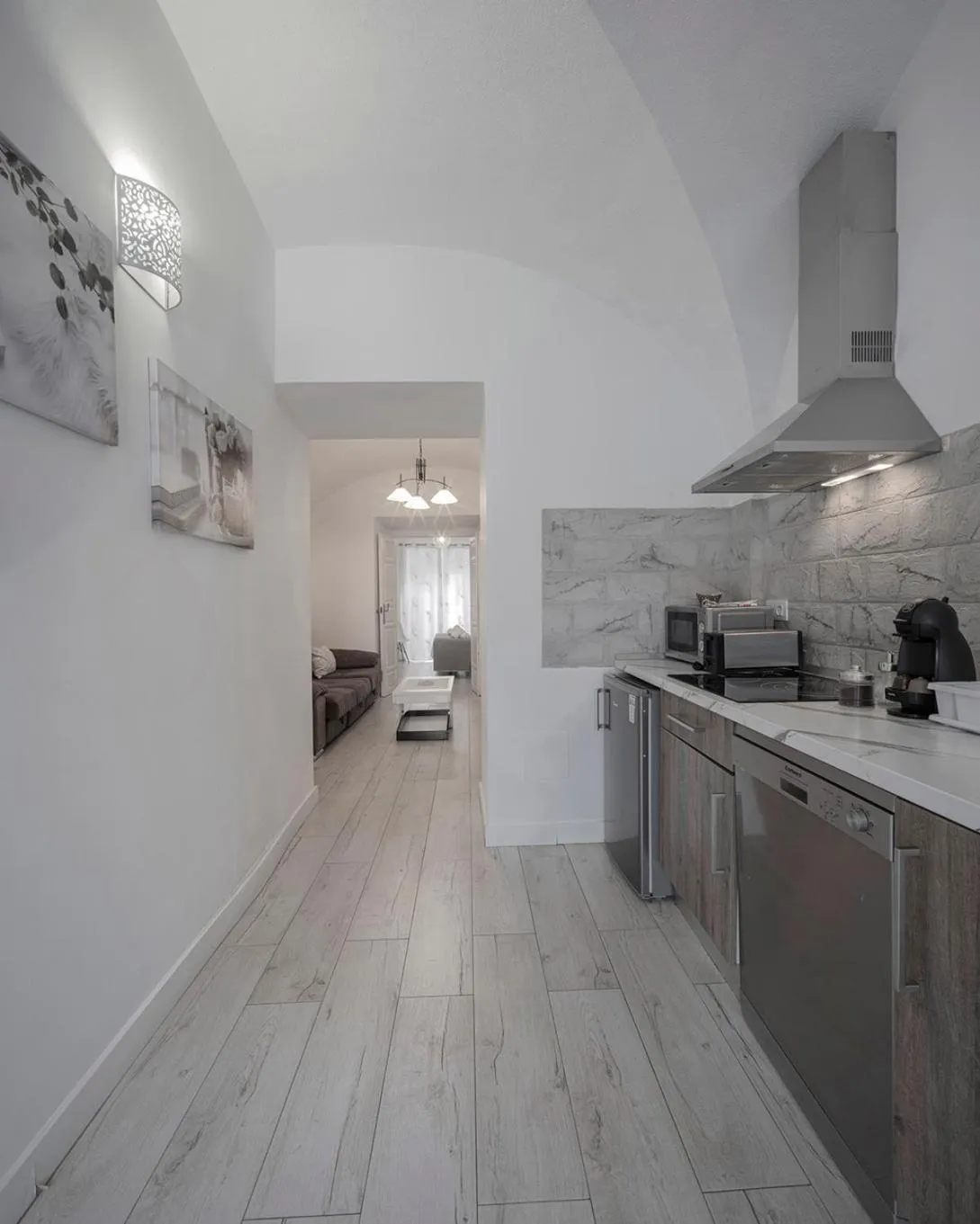 Kitchen or kitchenette in Apartamentos Gladiador