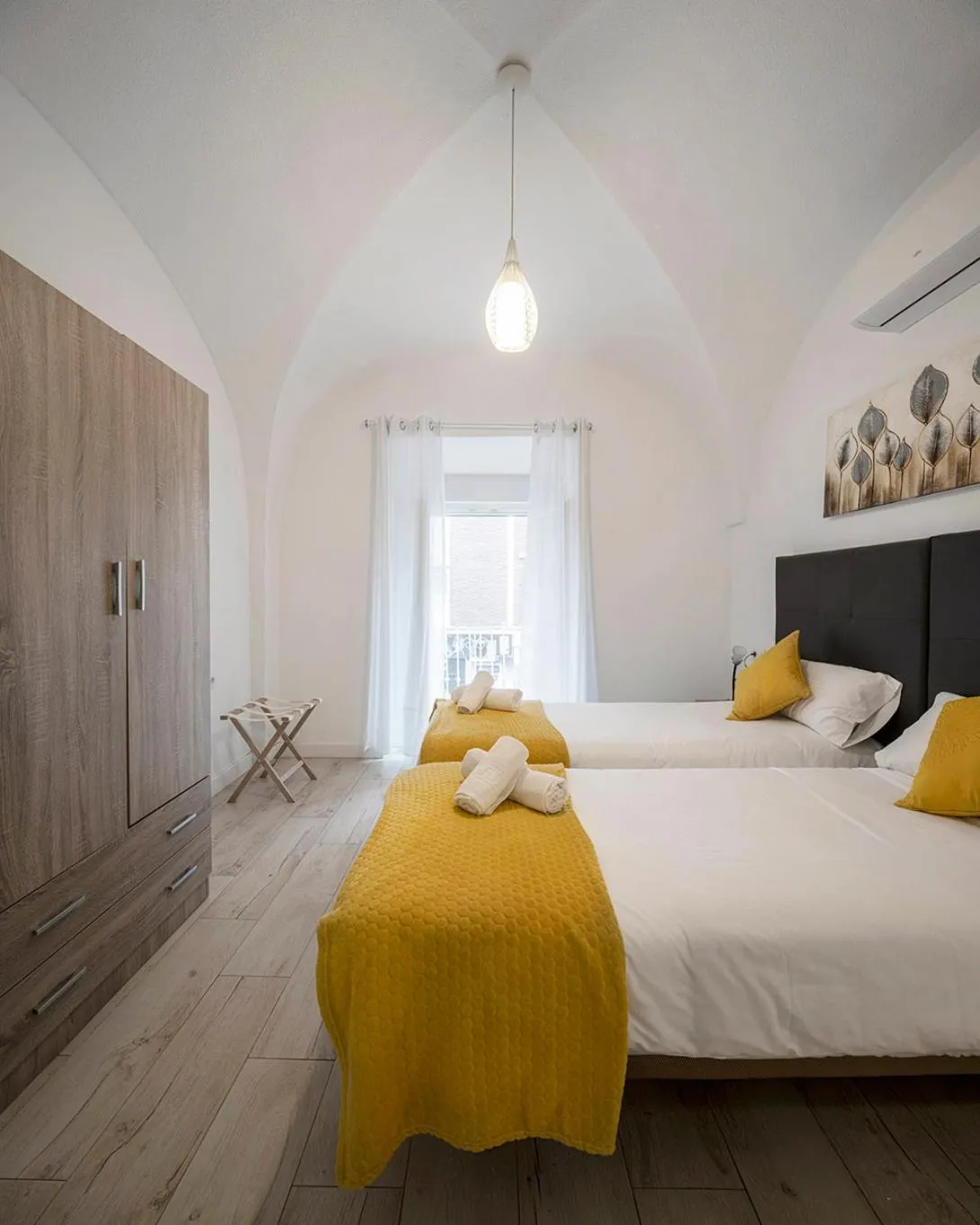 Photo of the whole room, Bed in Apartamentos Gladiador