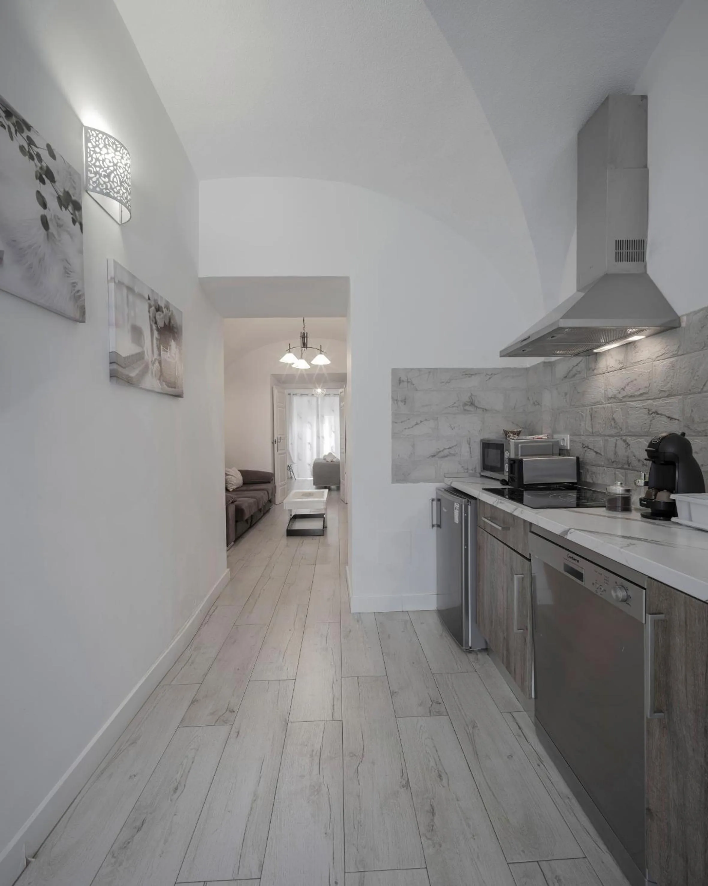 Kitchen or kitchenette in Apartamentos Gladiador