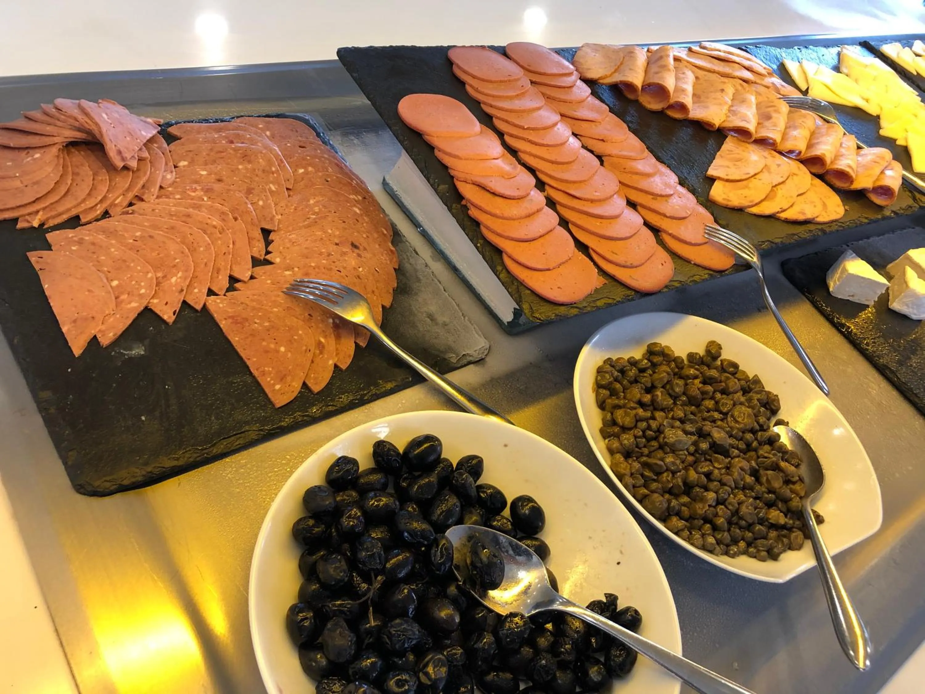 Breakfast in Vent-Dôme Khaled Hotel & SPA