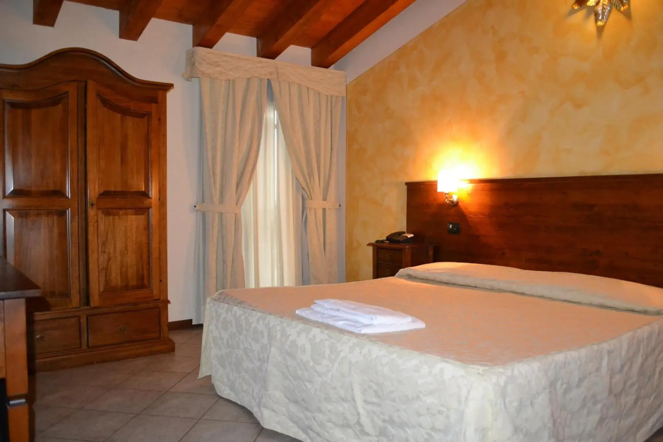 Single Room in Albergo La Piana Single Room in Albergo La Piana