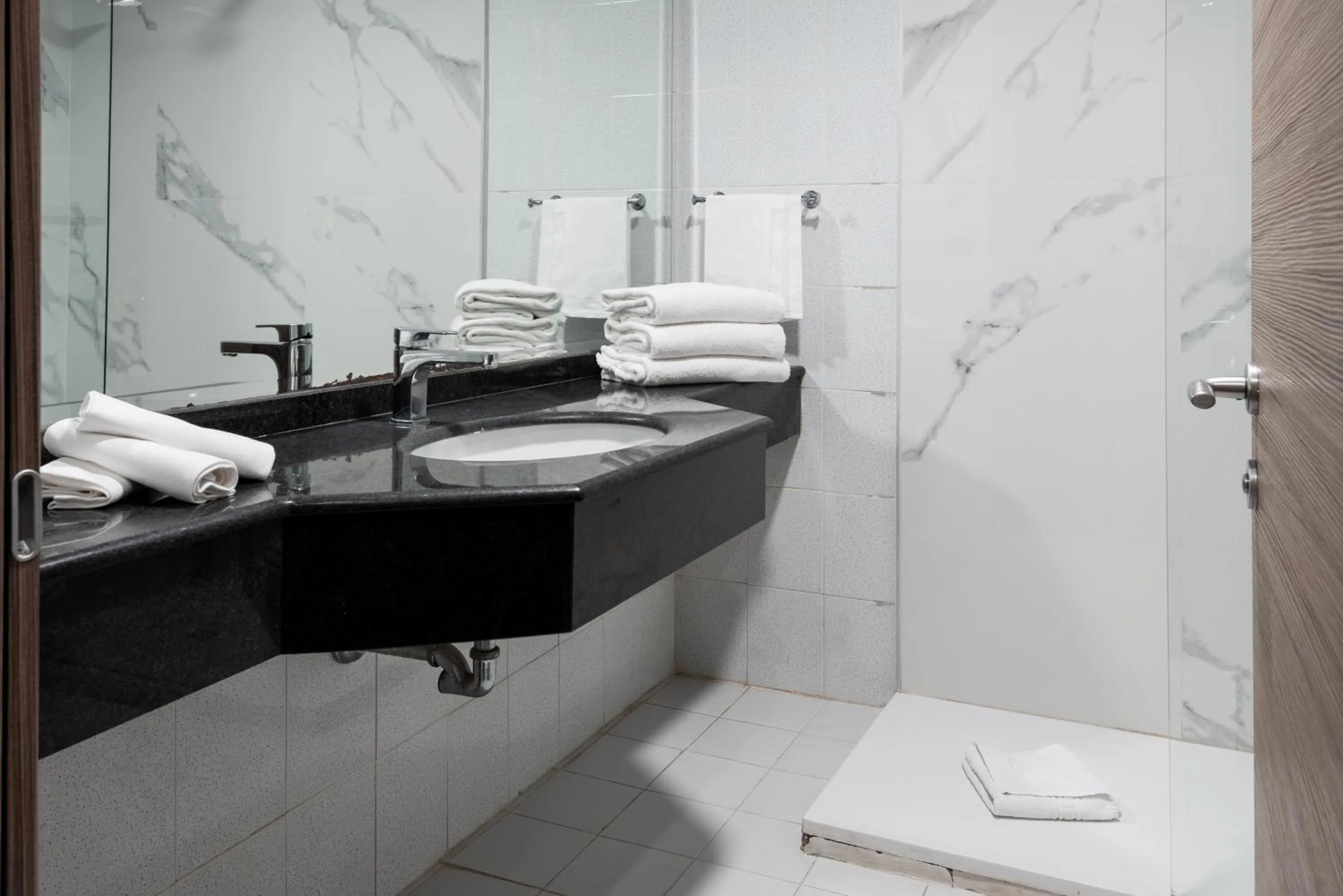 Bathroom in The Gate Hotel - Firenze Nord