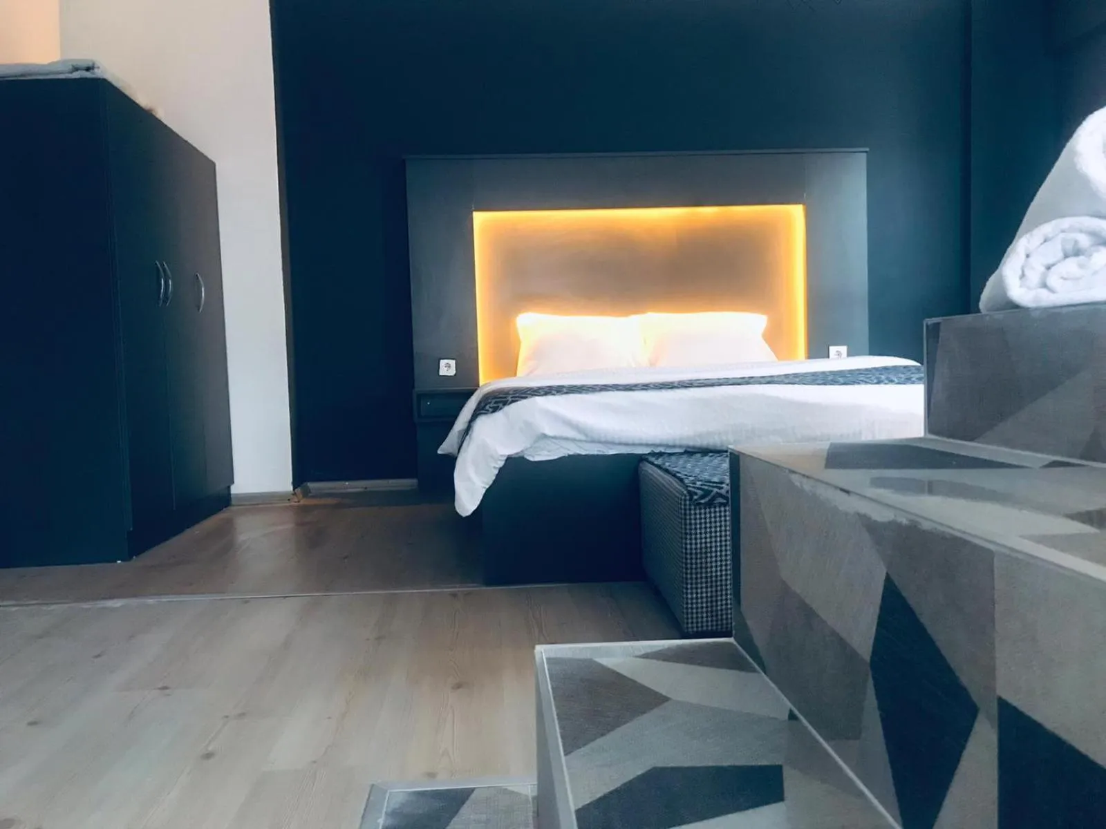 Bed in OTTO LOFT Premium Apartments