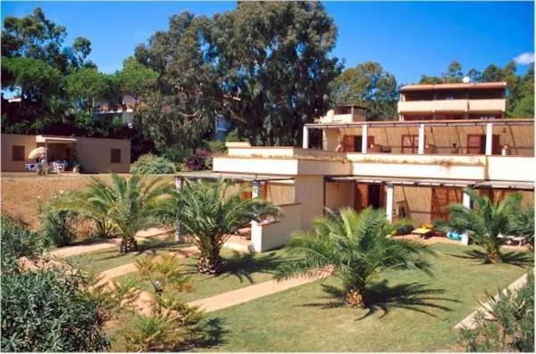 Facade/entrance in Casa Del Golfo