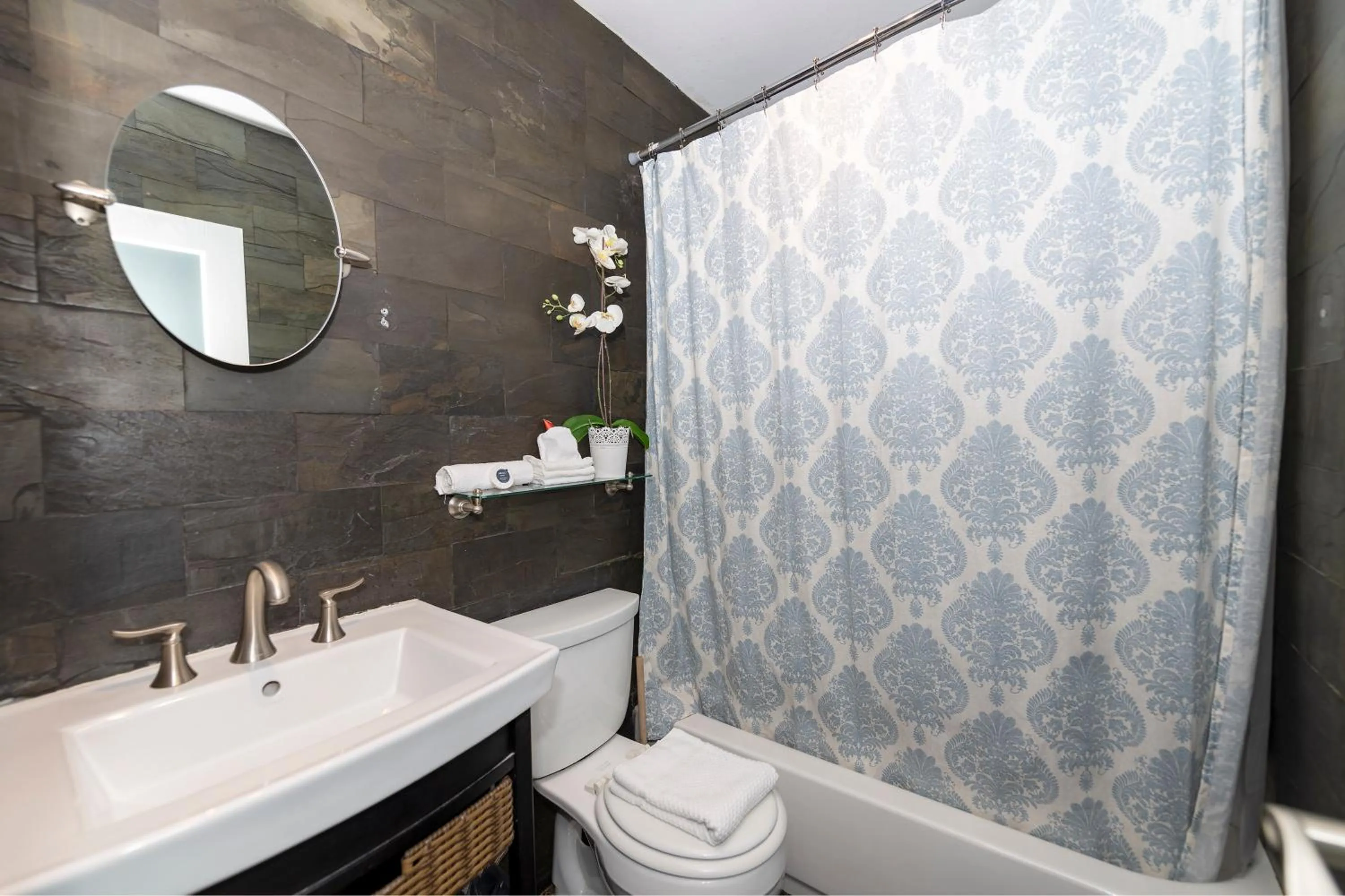 Bathroom in Sofi Beach Apartments