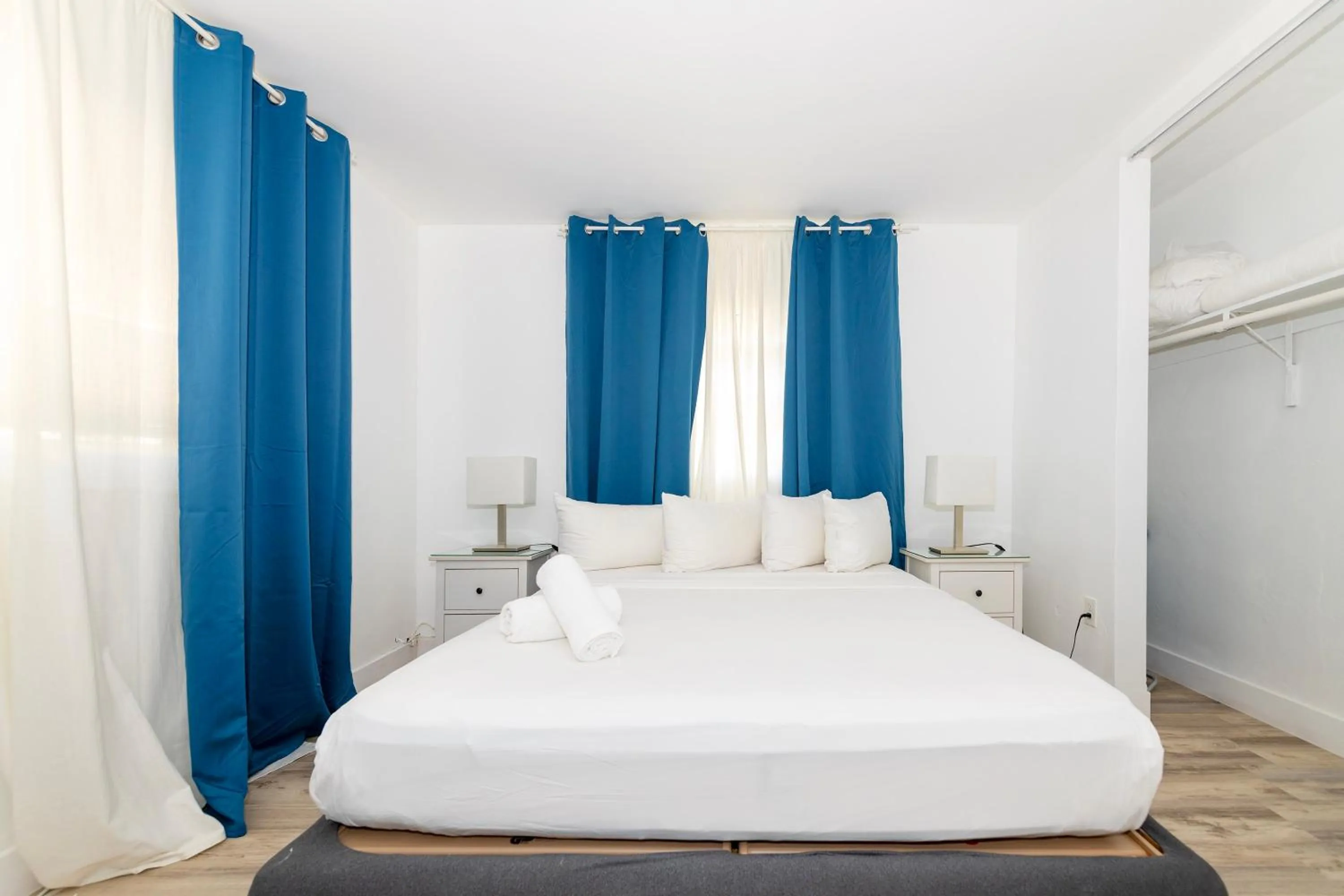 Bed in Sofi Beach Apartments