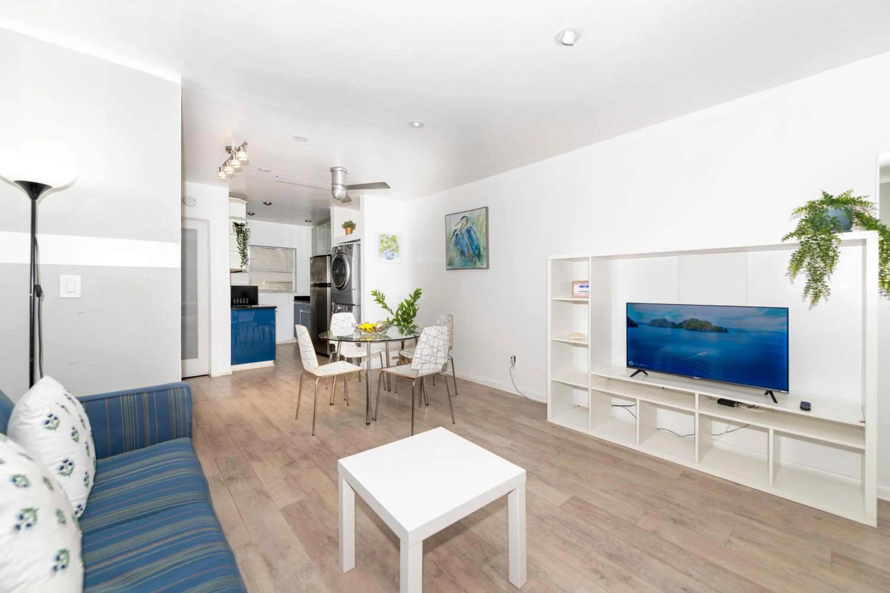 Evening entertainment in Sofi Beach Apartments