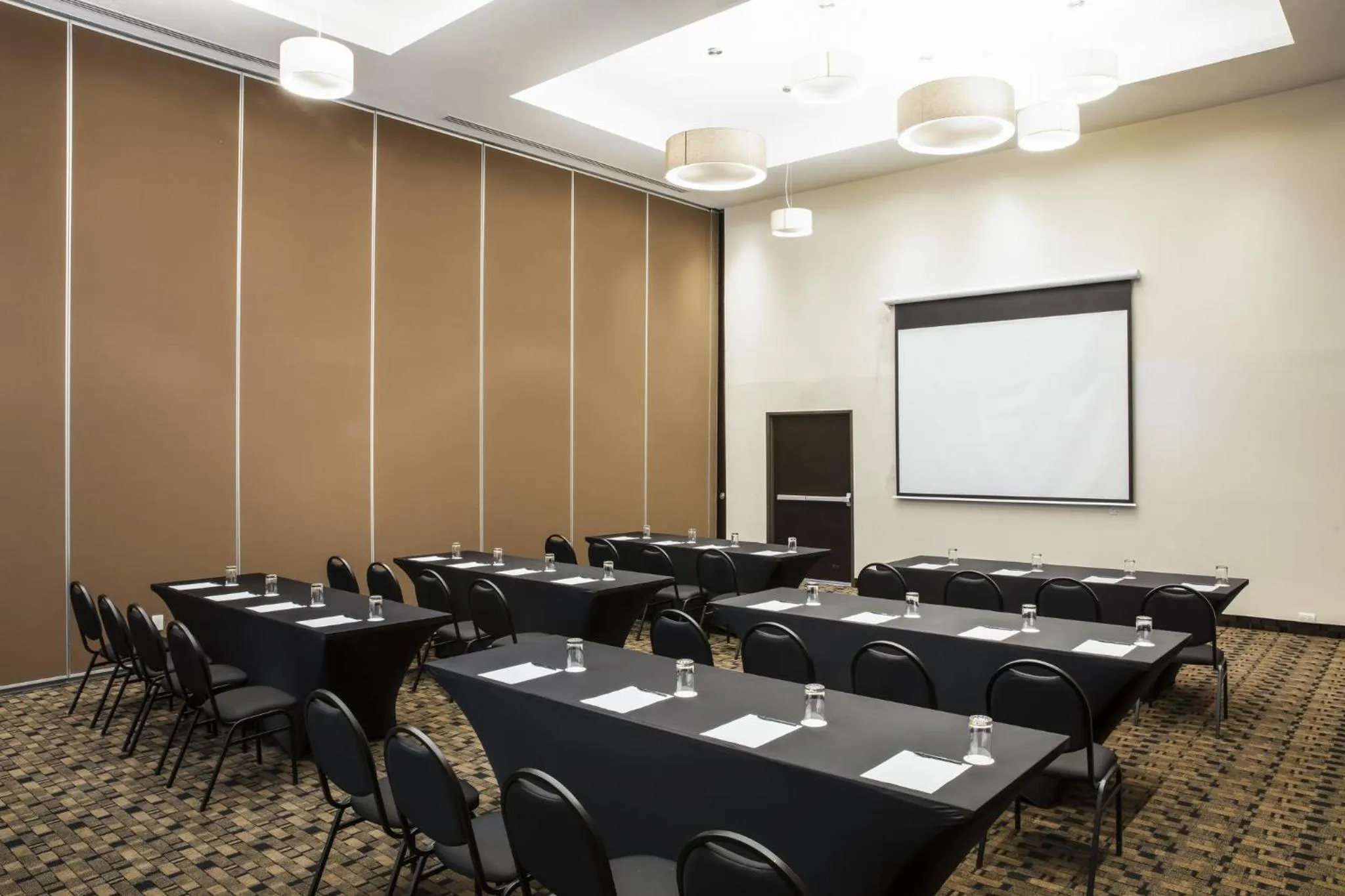 Business facilities in Fiesta Inn Celaya Galerias