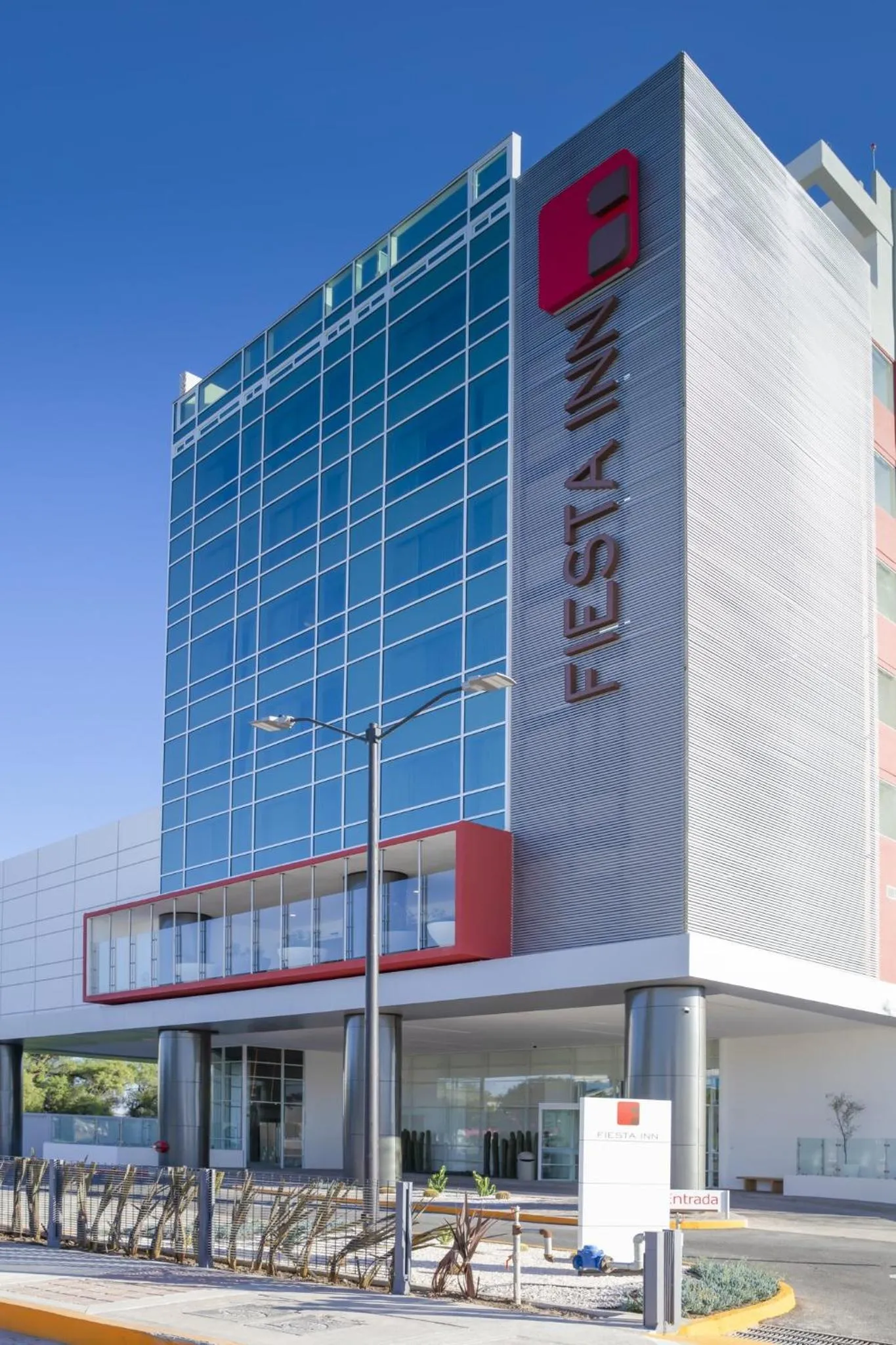 Property building in Fiesta Inn Celaya Galerias